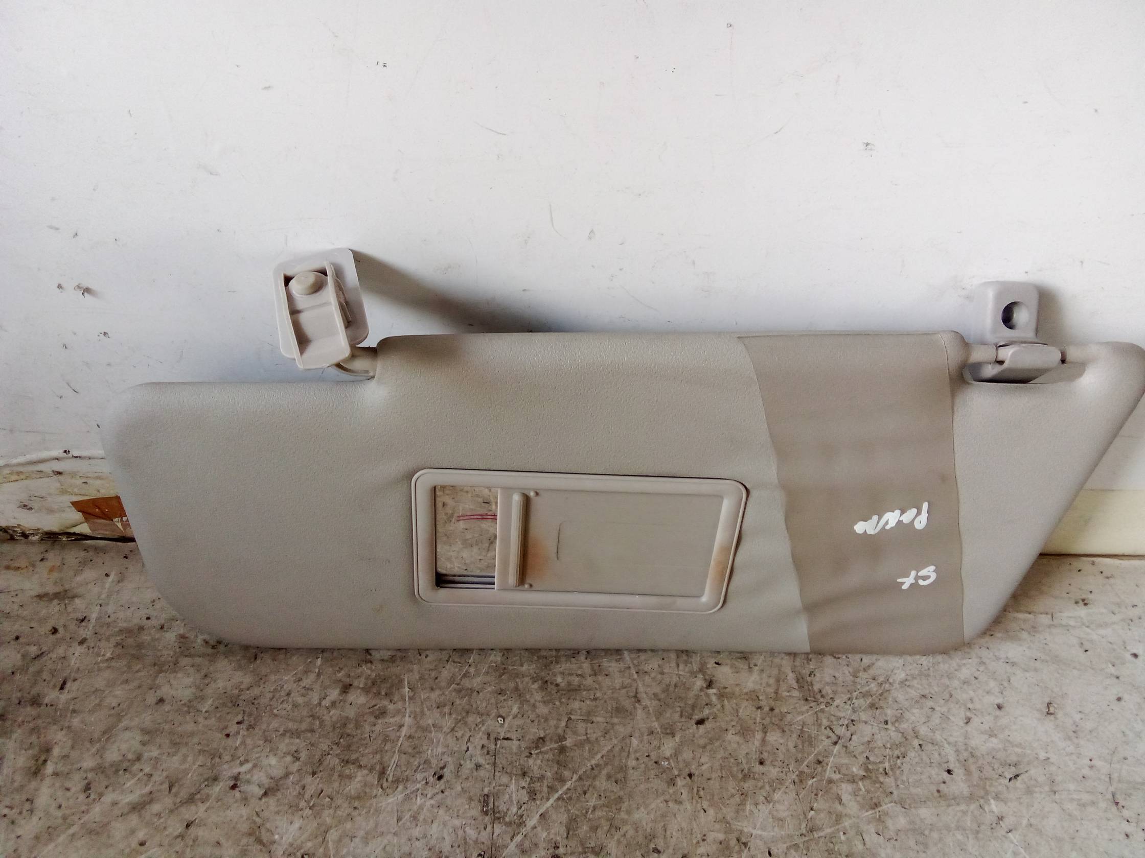 Aletta parasole parabrezza sx.