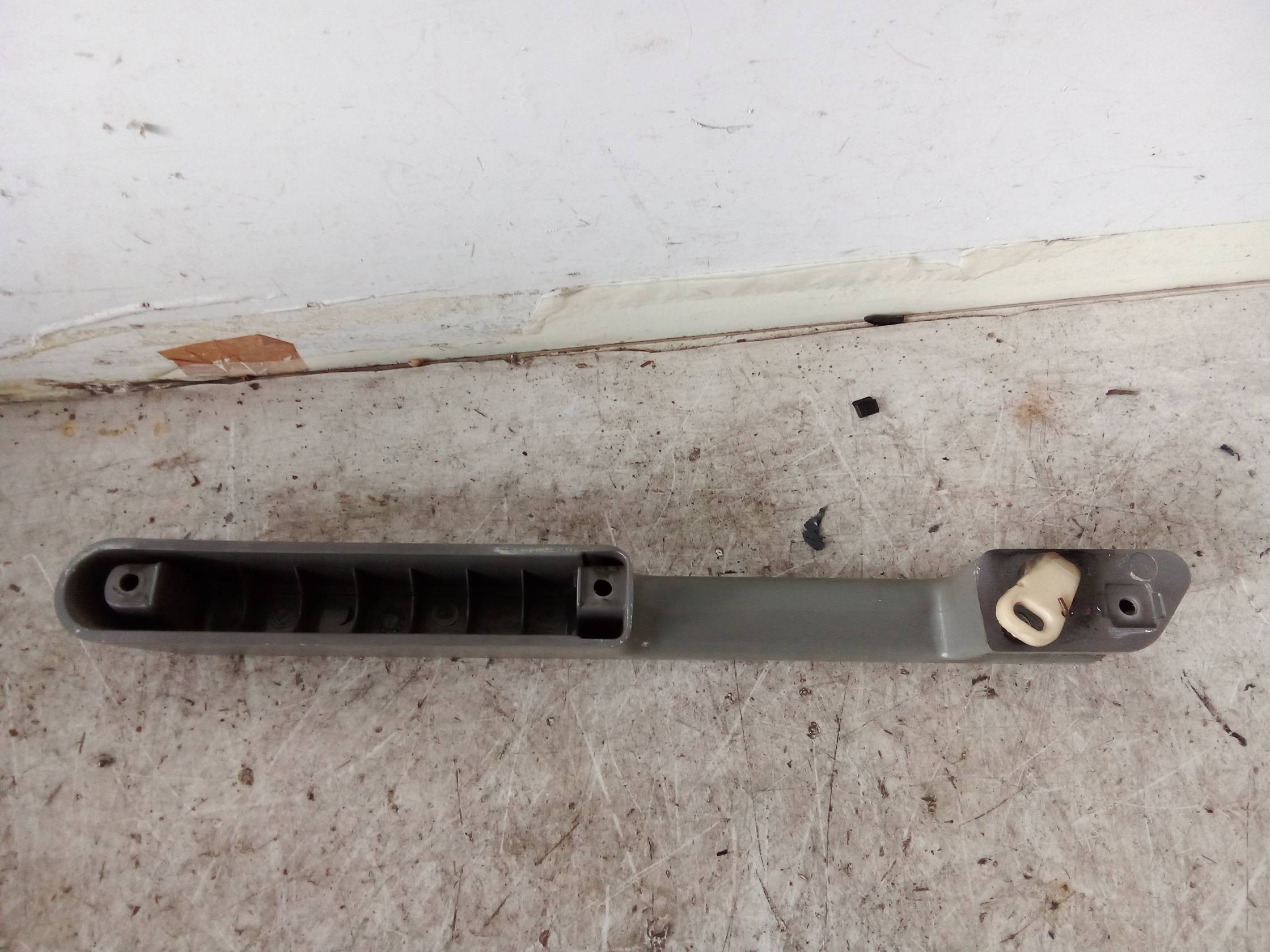 Maniglia int. apertura  porta ant. dx.