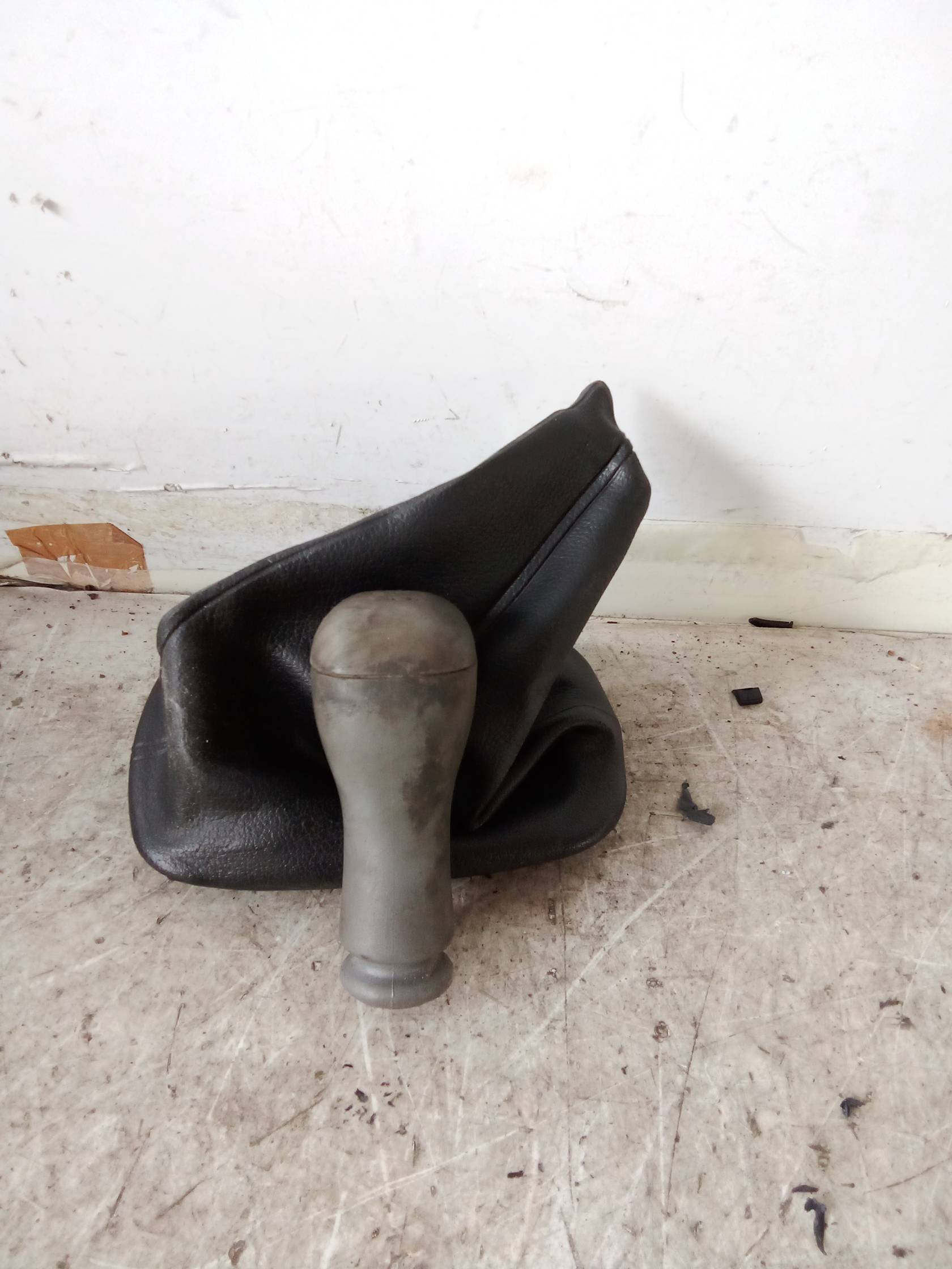 Cuffia con pomello cambio