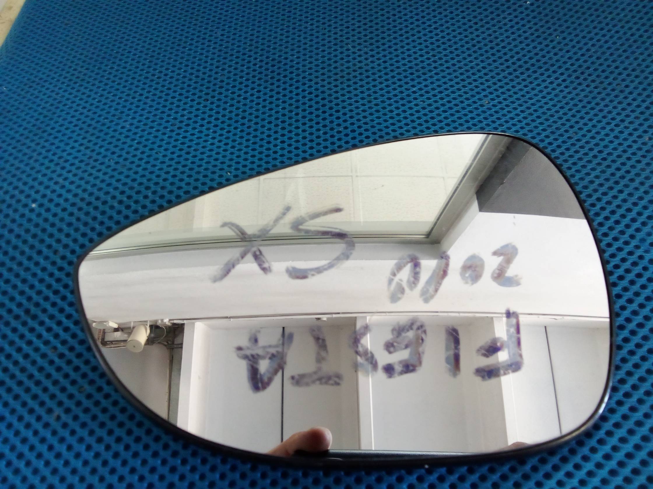 Cristallo retrovisore est. sx.