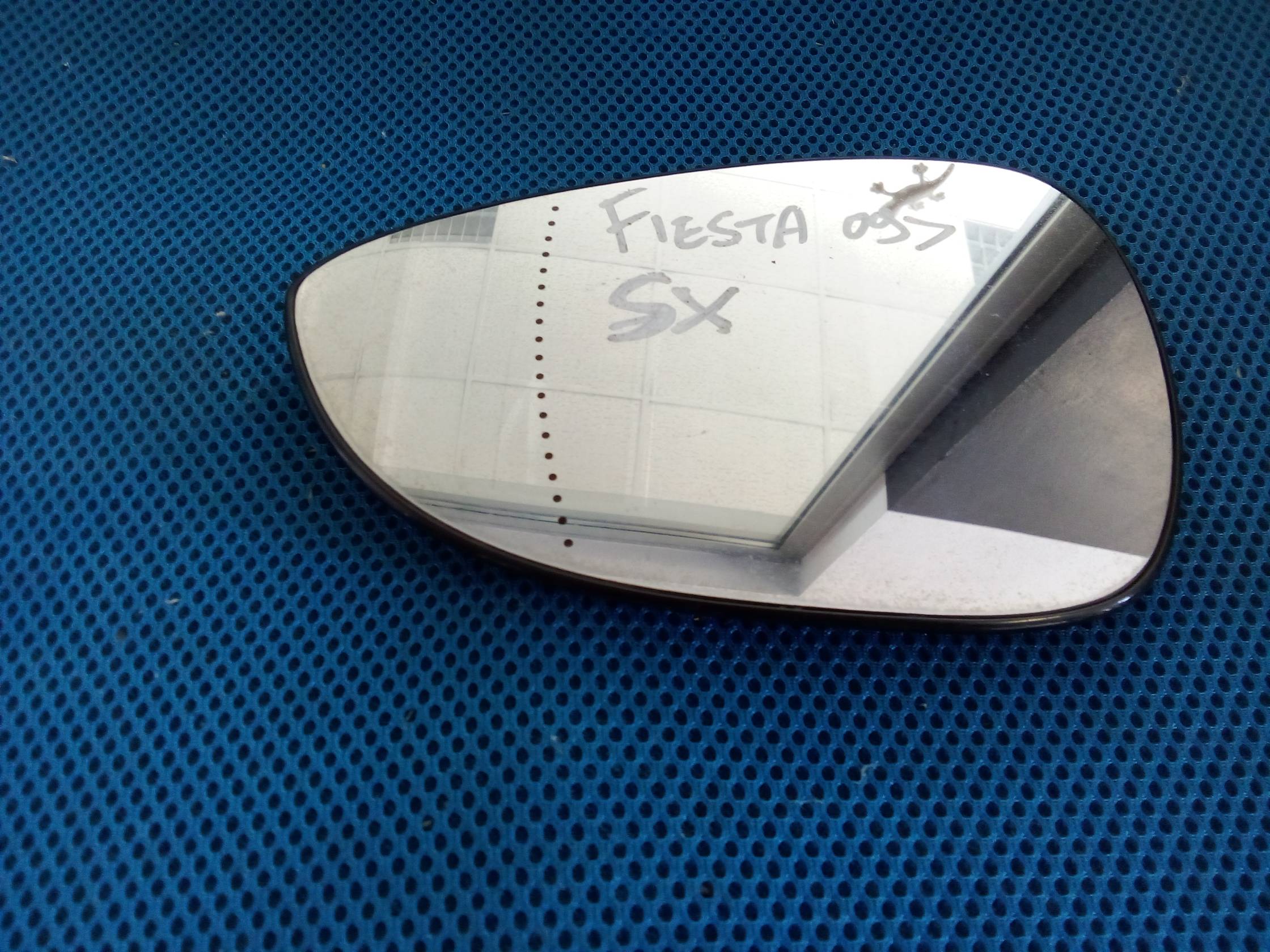 Cristallo retrovisore est. sx.