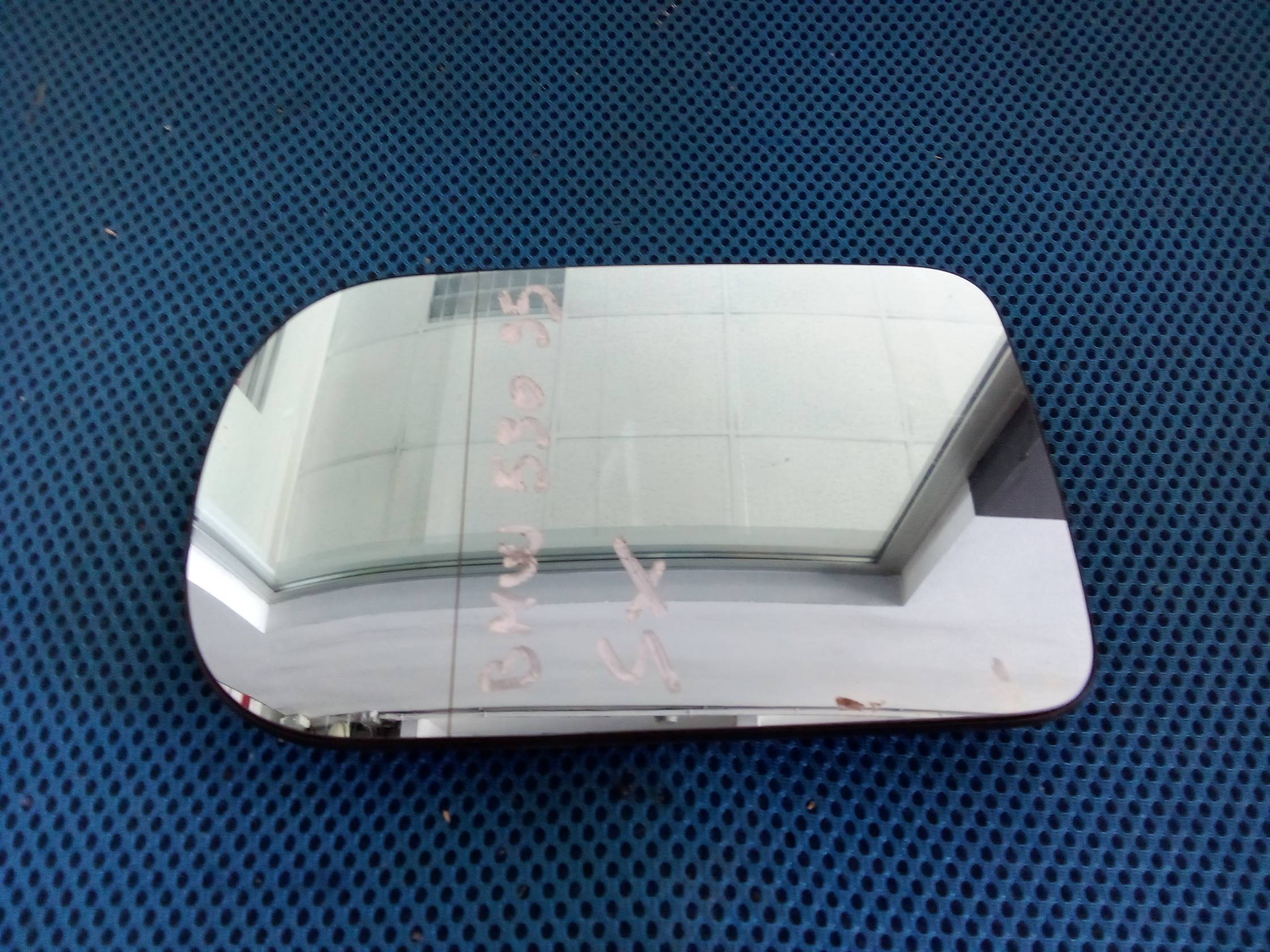 Cristallo retrovisore est. sx.