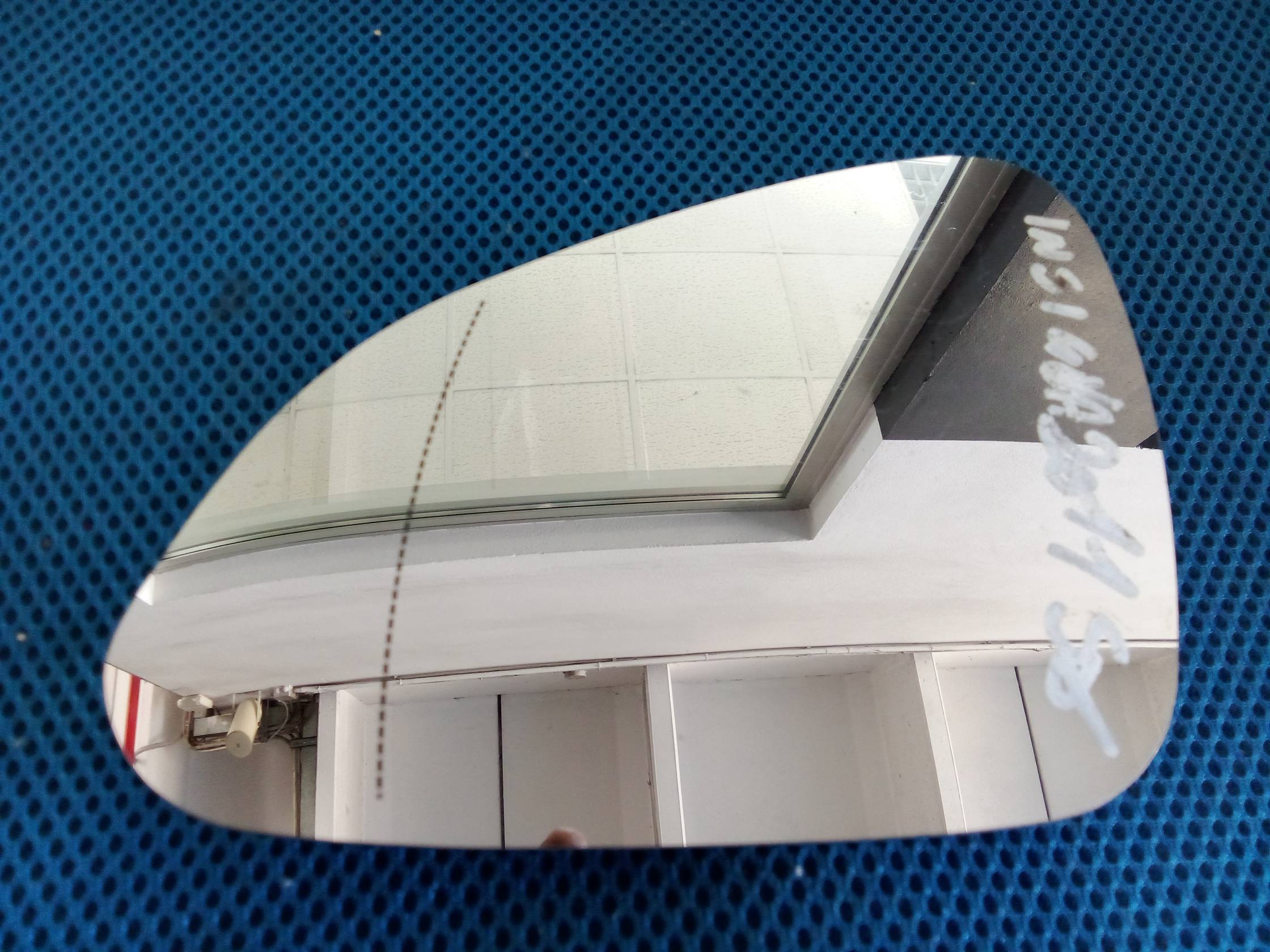 Cristallo retrovisore est. sx.