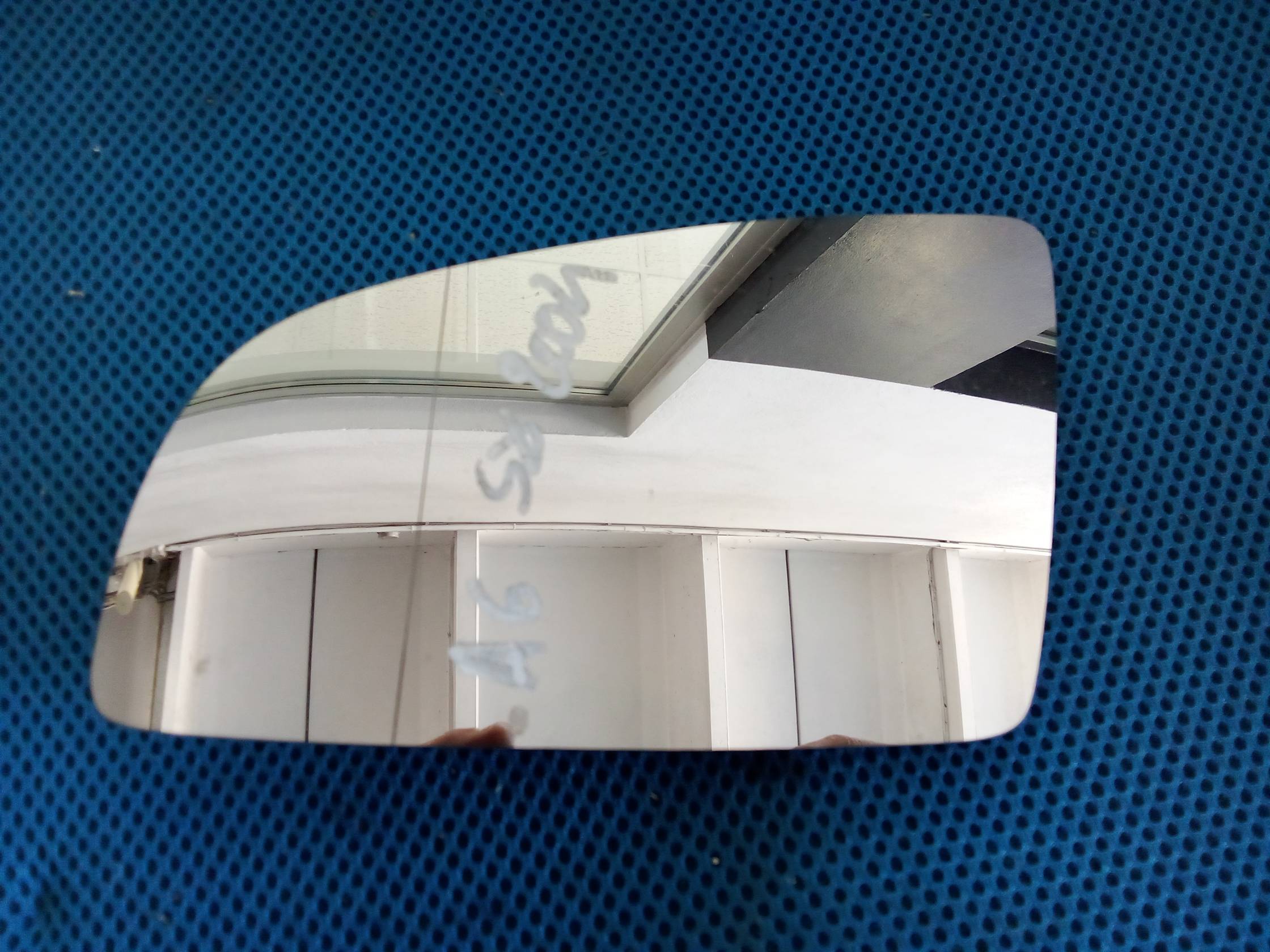 Cristallo retrovisore est. sx.