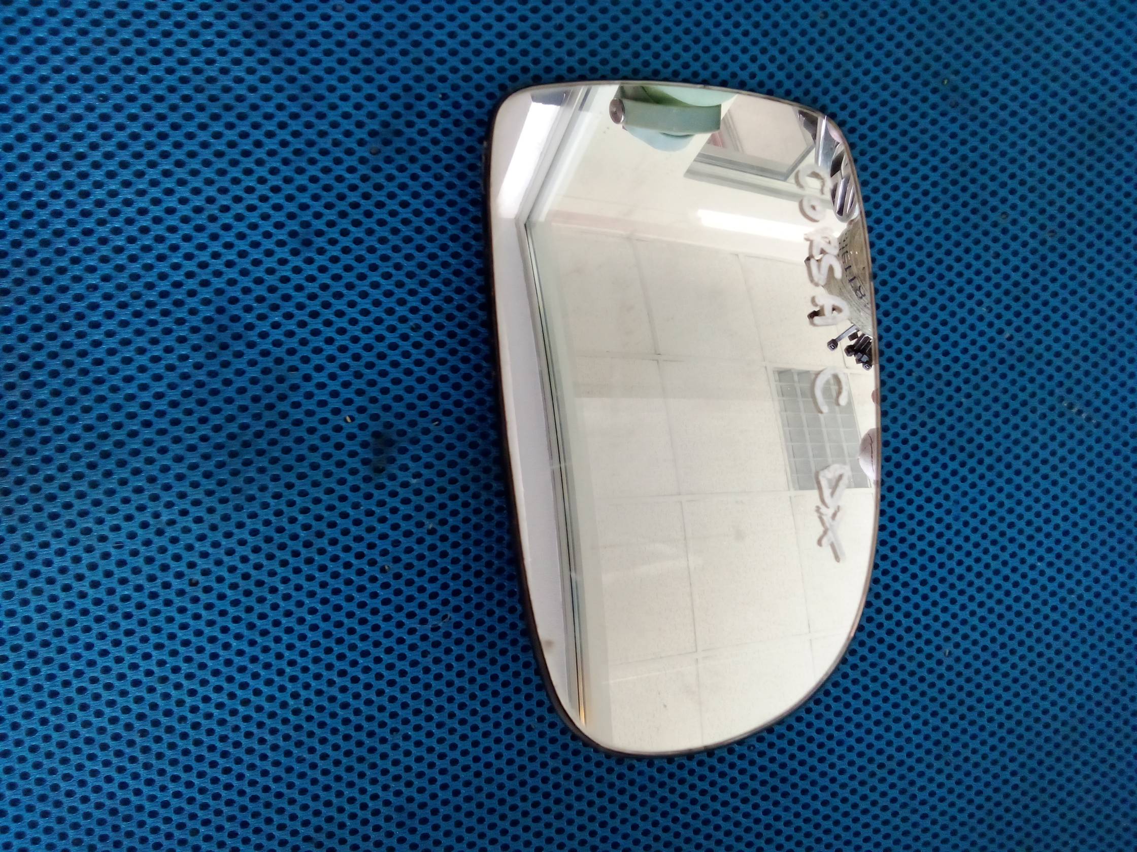 Cristallo retrovisore est. dx.