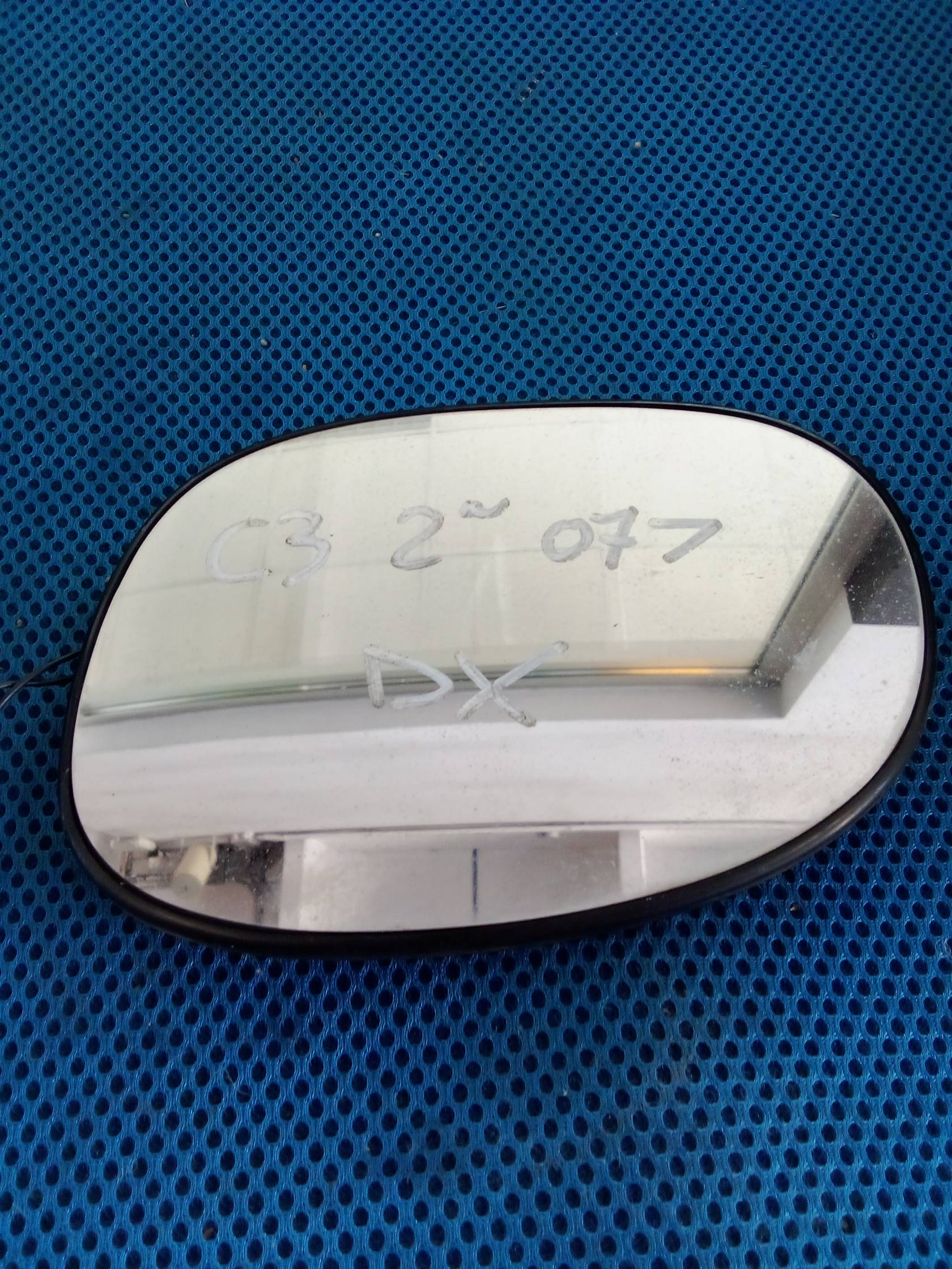 Cristallo retrovisore est. dx.