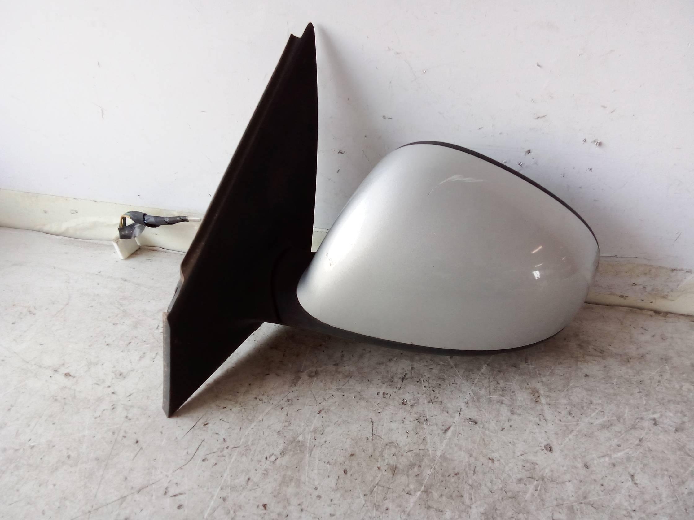 Retrovisore est. regolaz. elettr. sx.