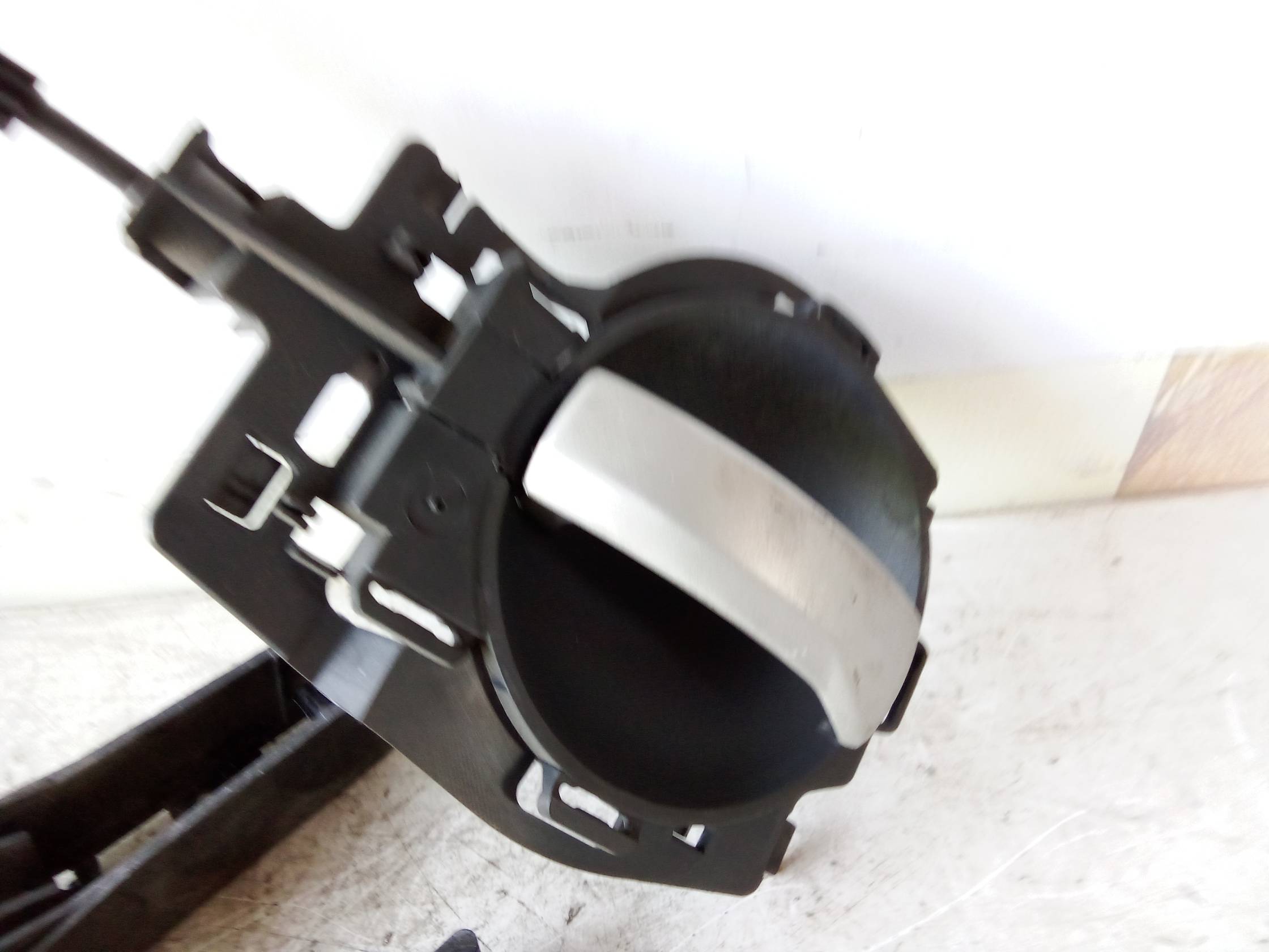 Serratura porta ant. dx.