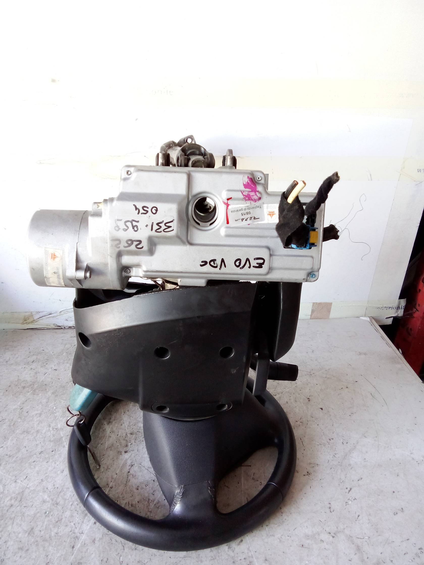 Servosterzo elettronico