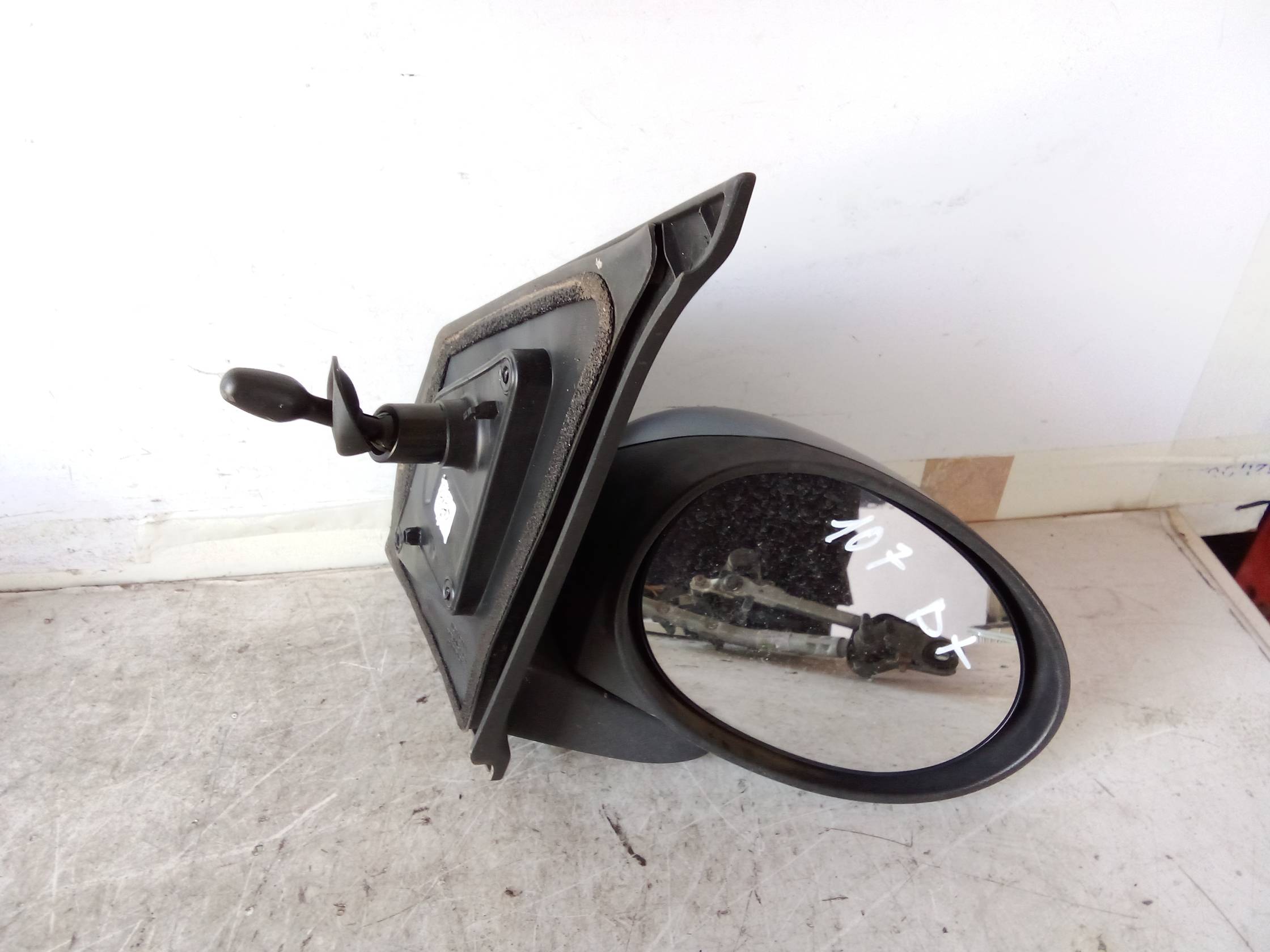 Retrovisore est. dx.