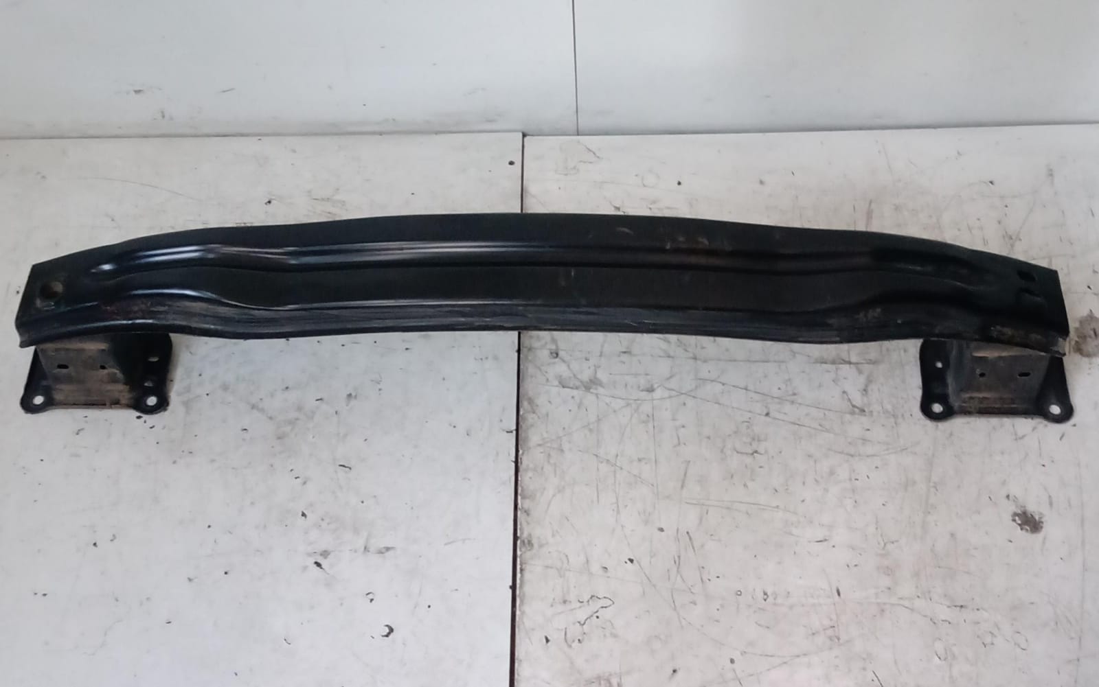 Traversa paraurti post.