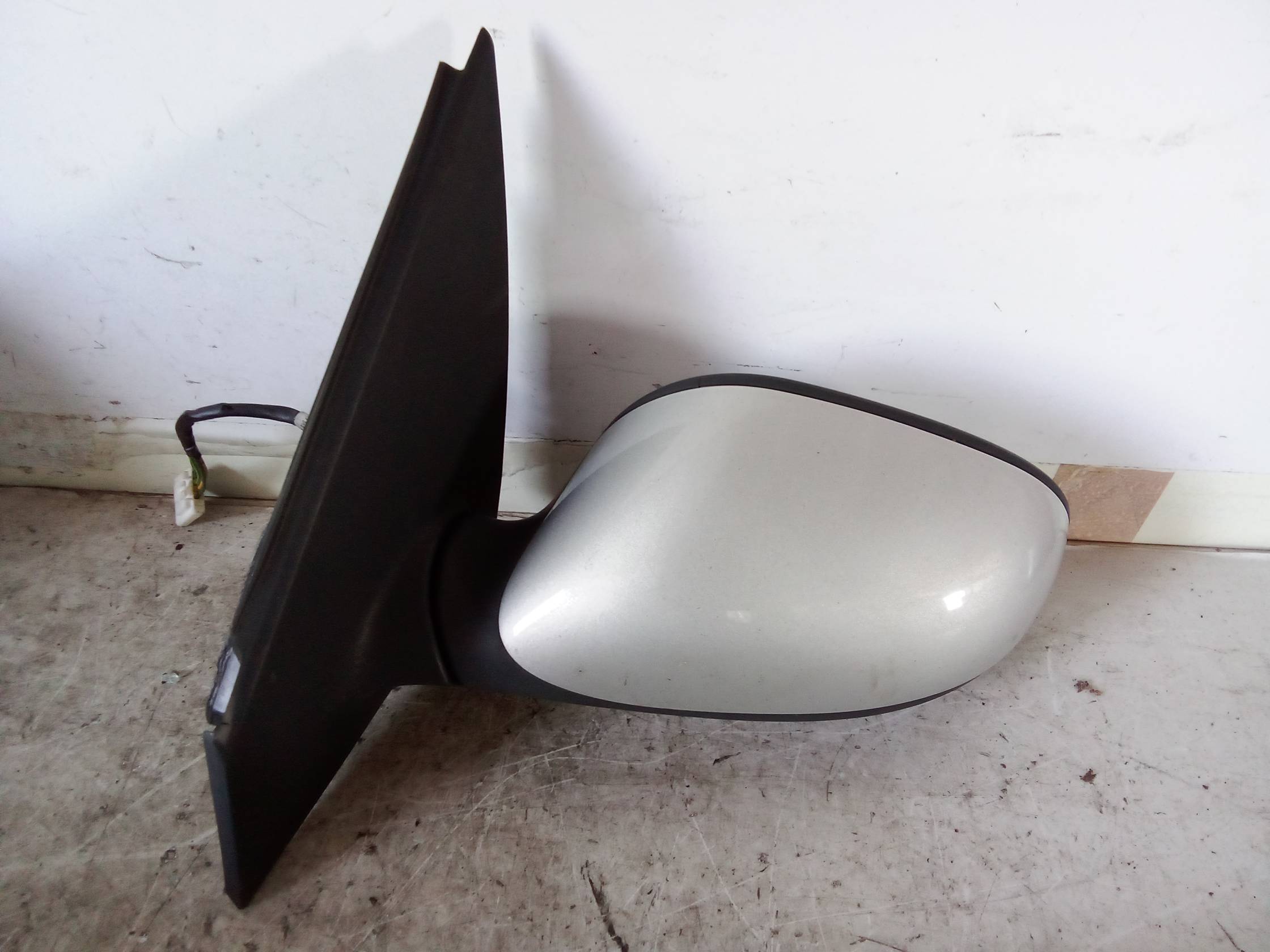 Retrovisore est. regolaz. elettr. sx.