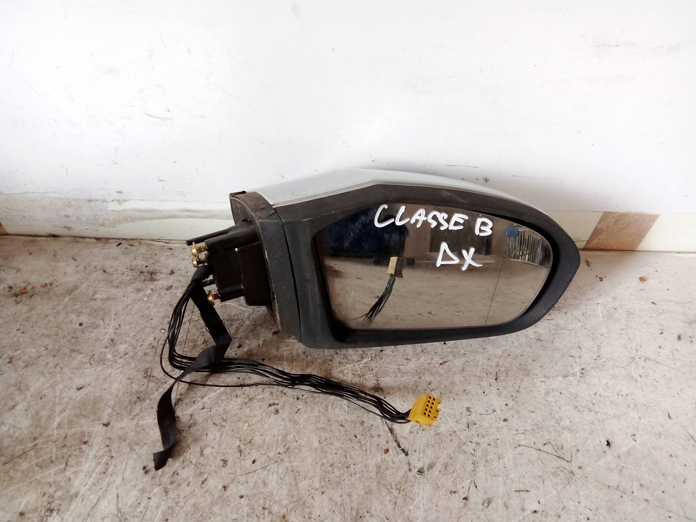 Retrovisore est. regolaz. elettr. dx.