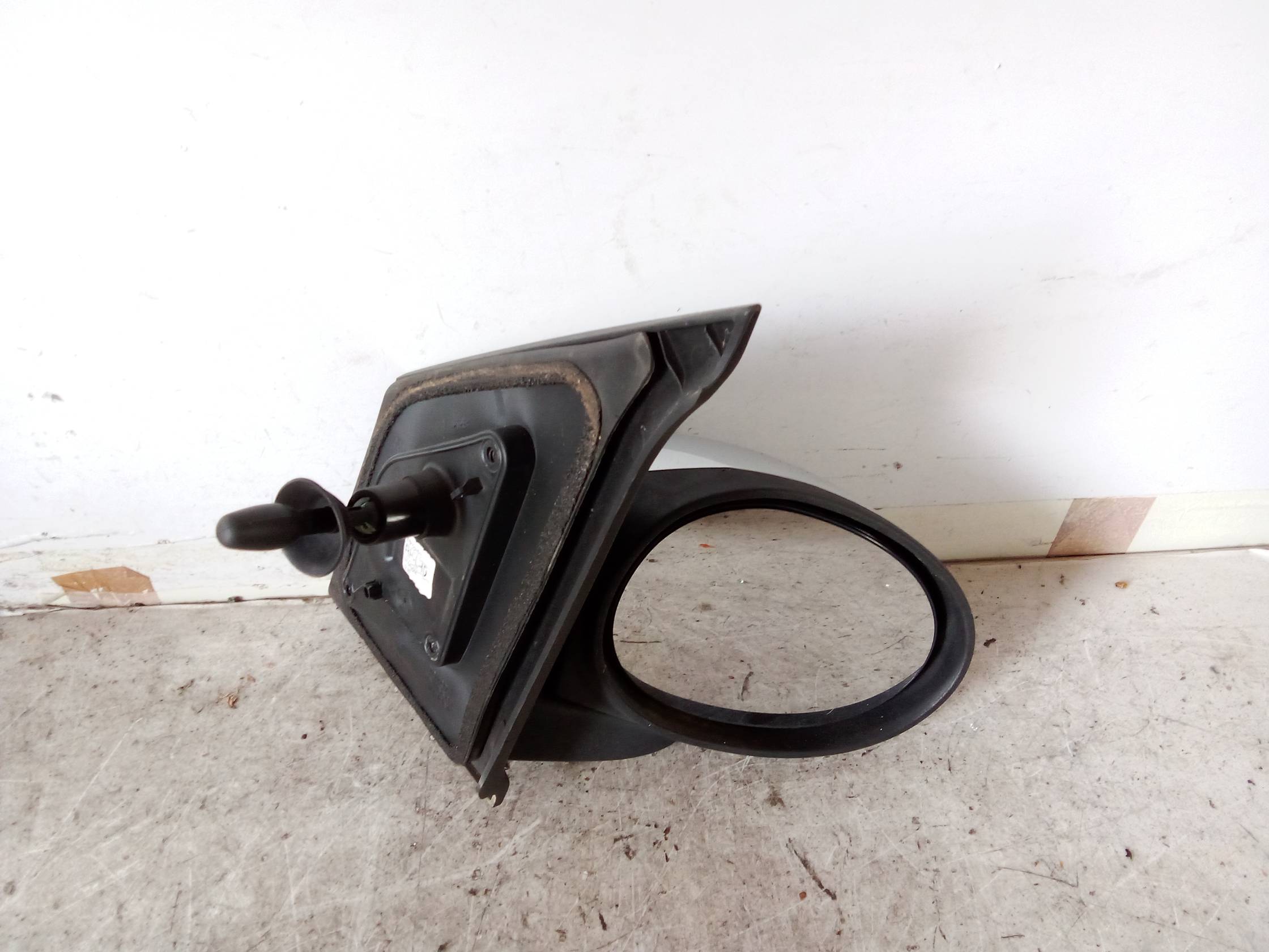 Retrovisore est. dx.