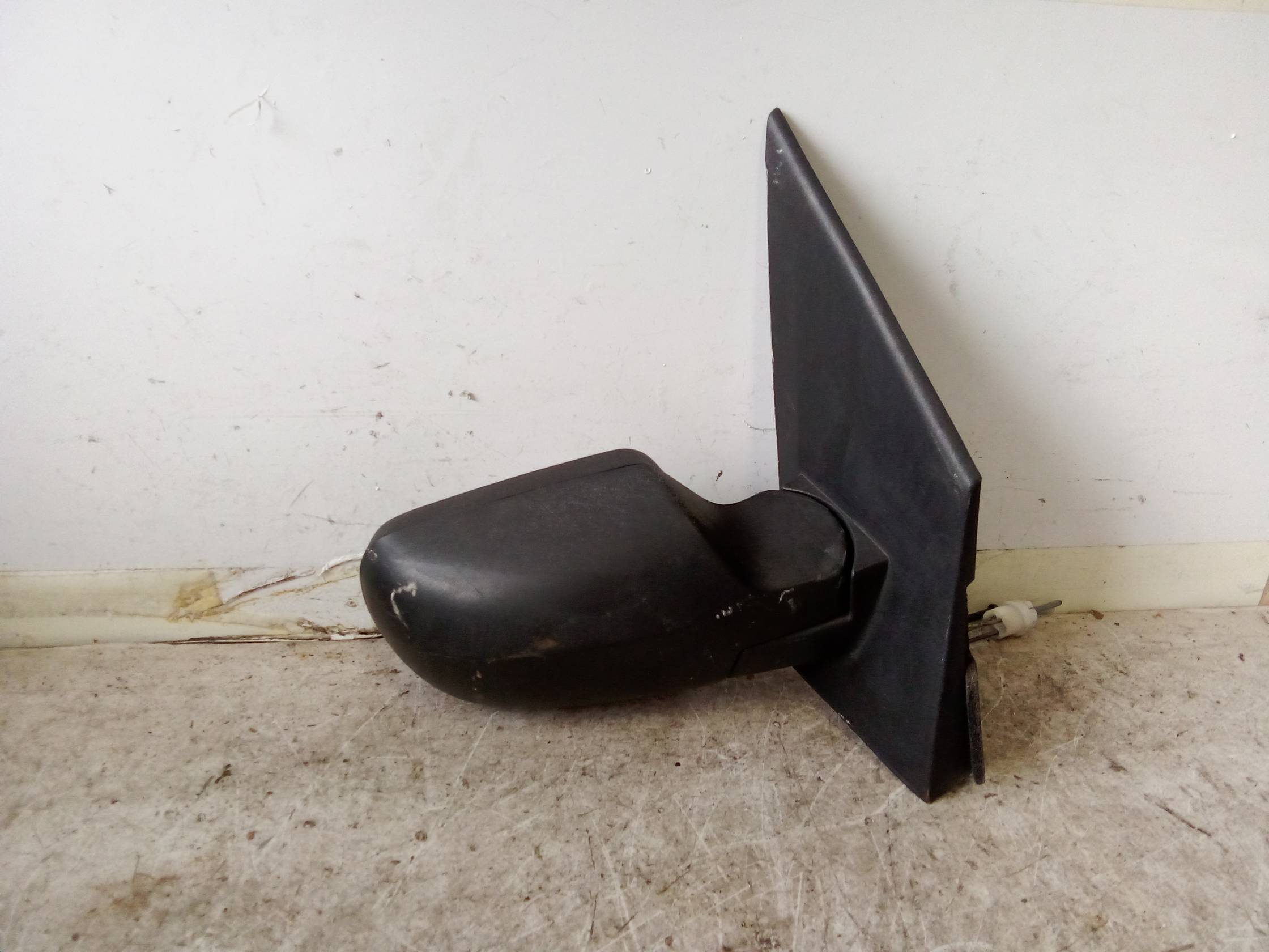 Retrovisore est. dx.