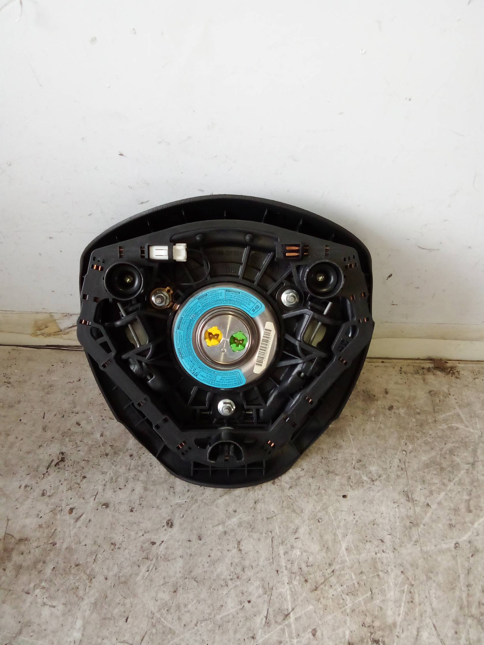 Dispositivo airbag lato guida