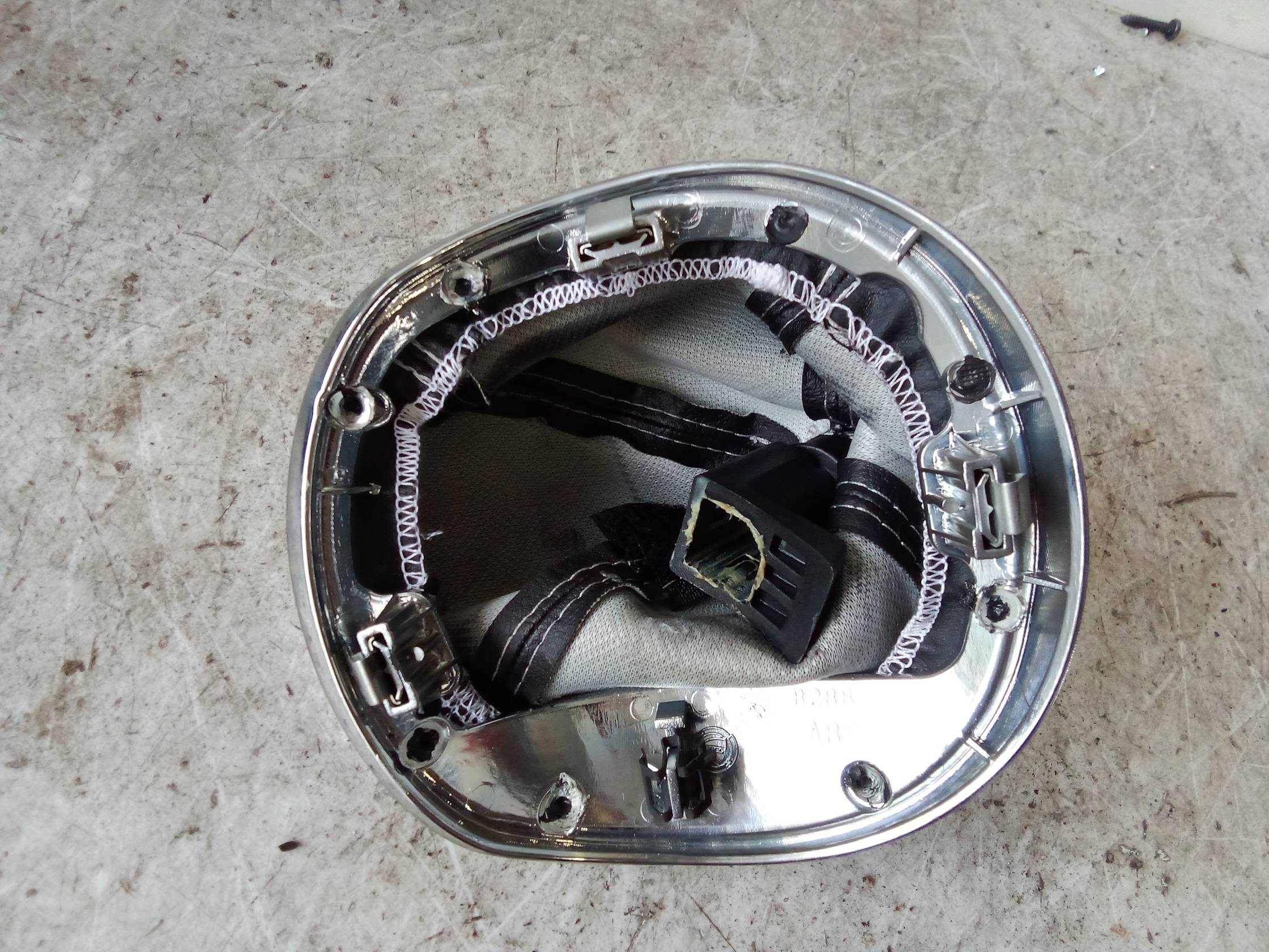 Cuffia con pomello cambio