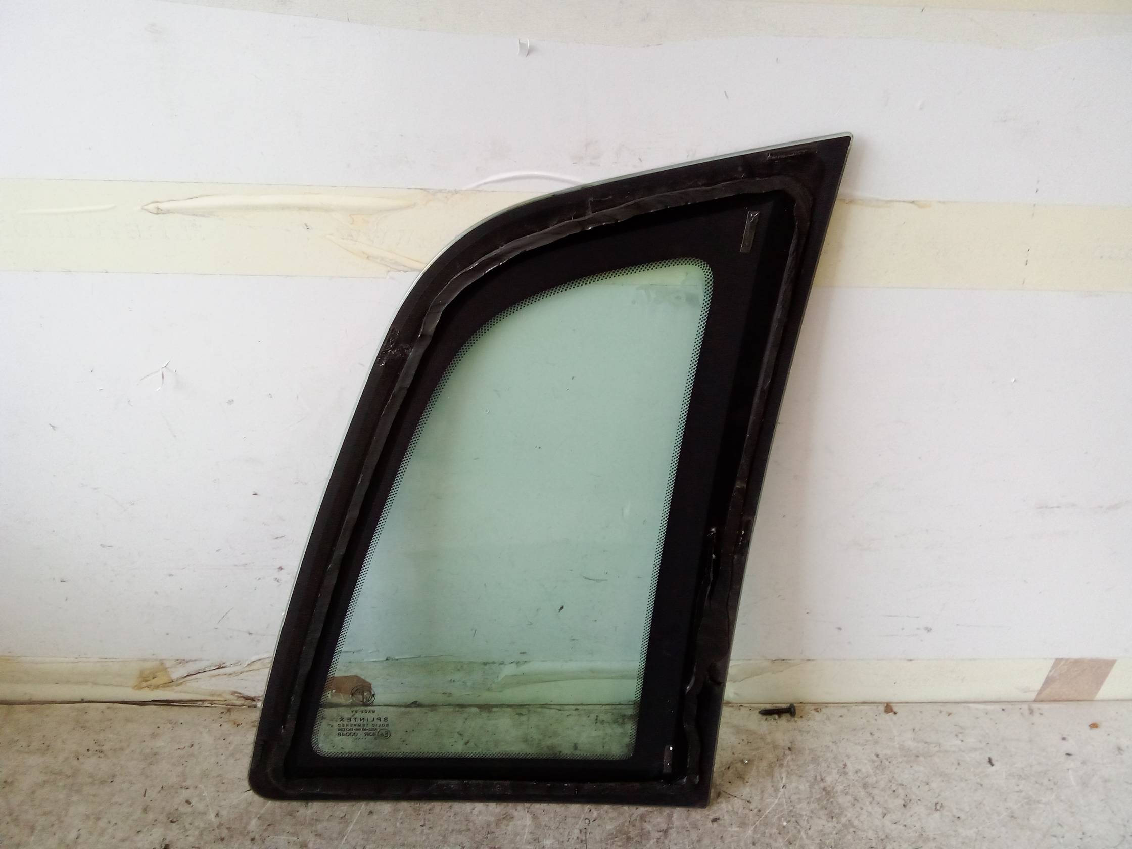 Fisso atermico parafango post. sx.