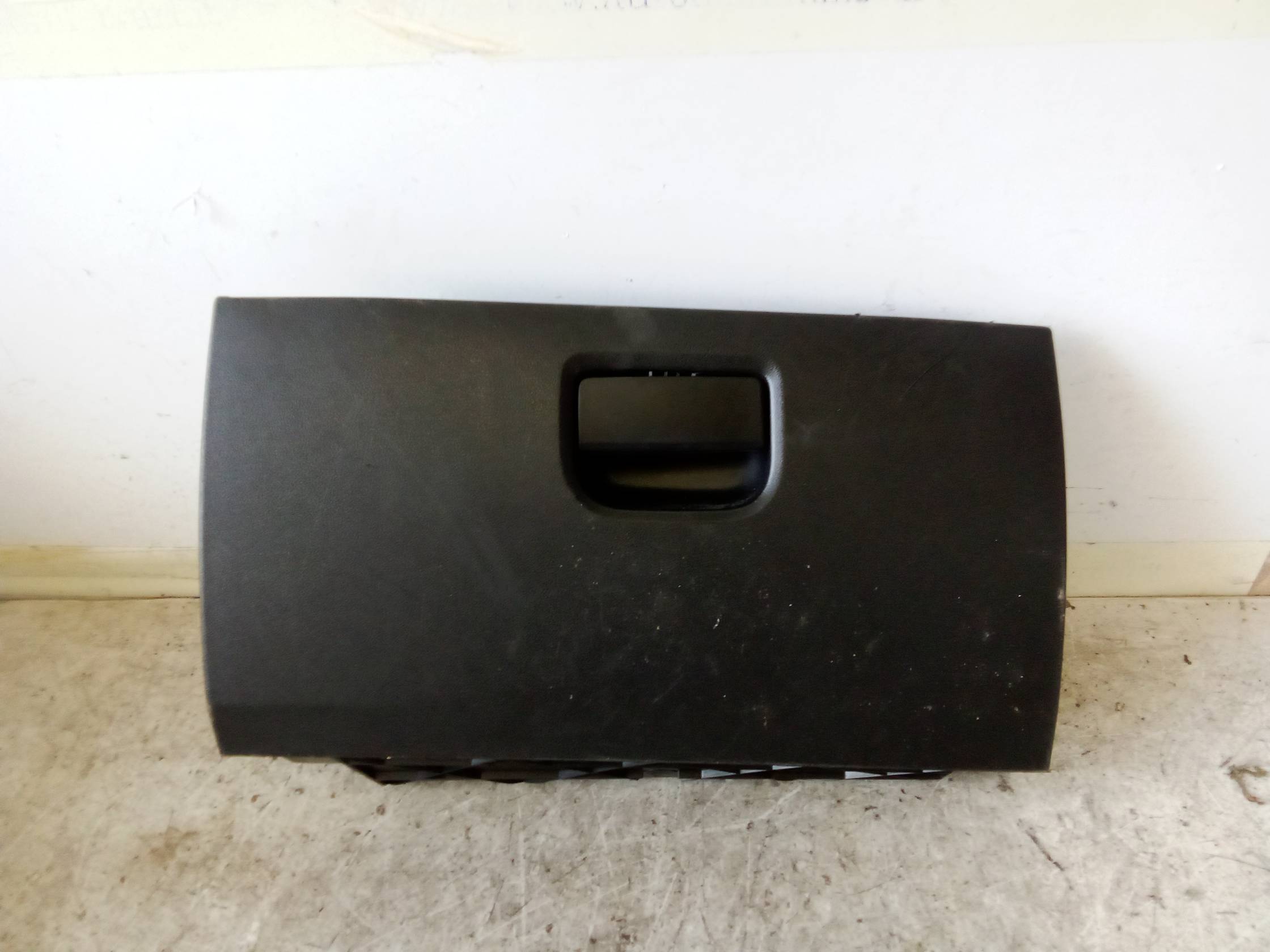 Cassetto portaoggetti centr. plancia