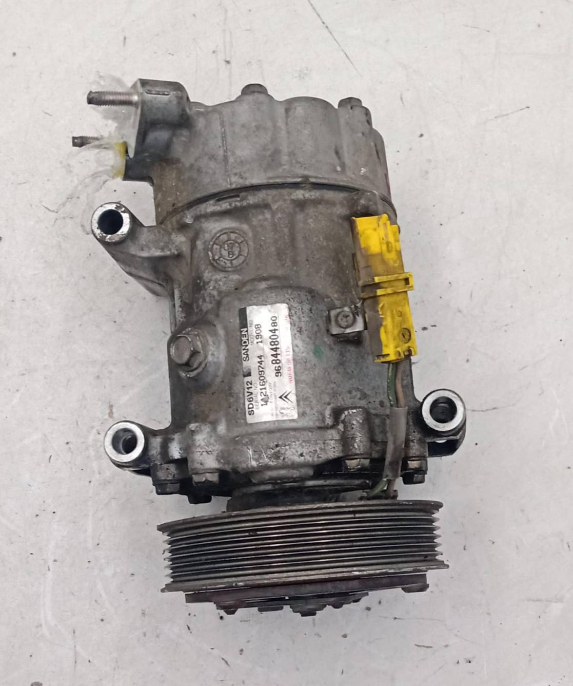 Compressore aria condizionata