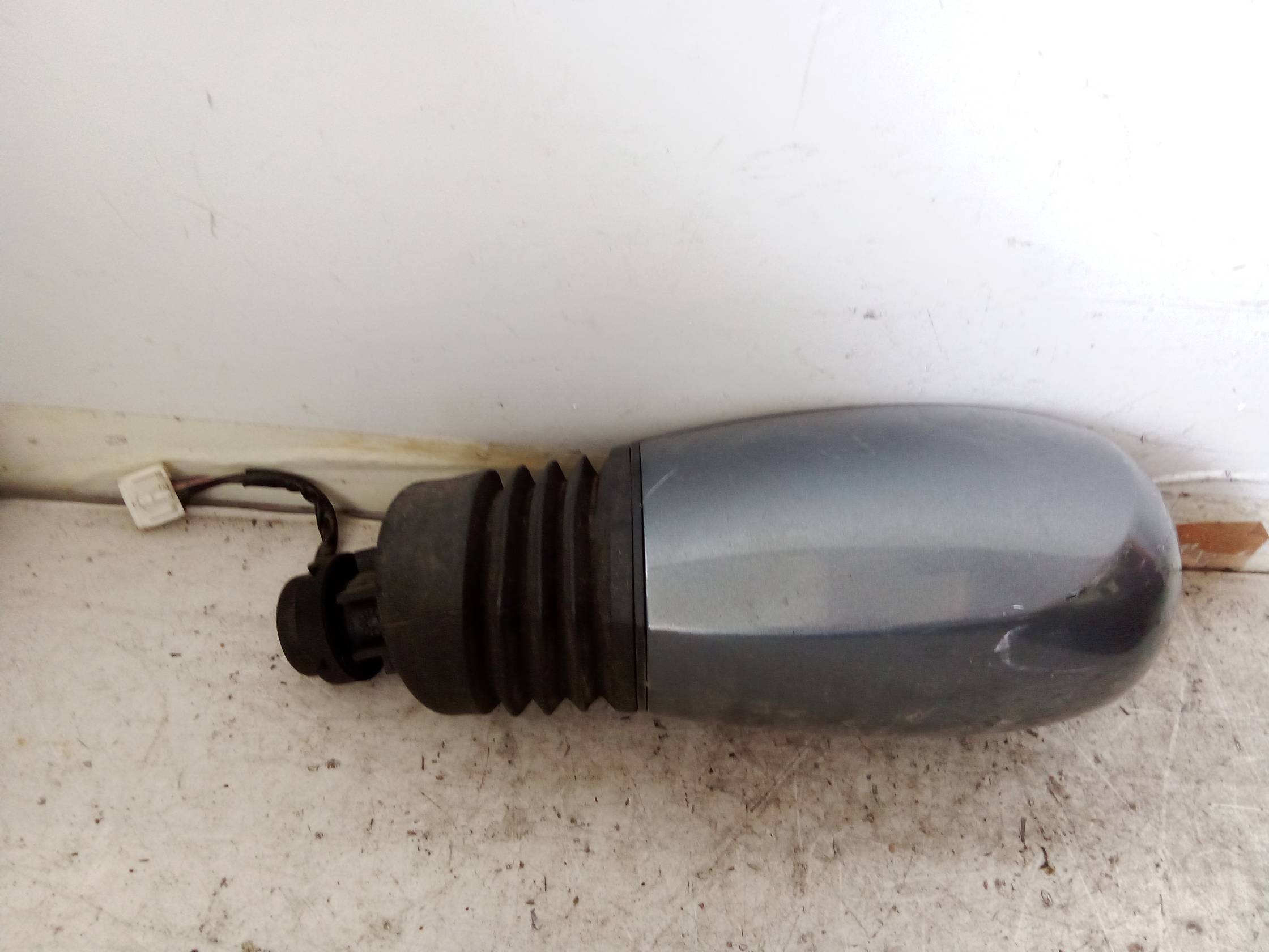 Retrovisore est. regolaz. elettr. sx.