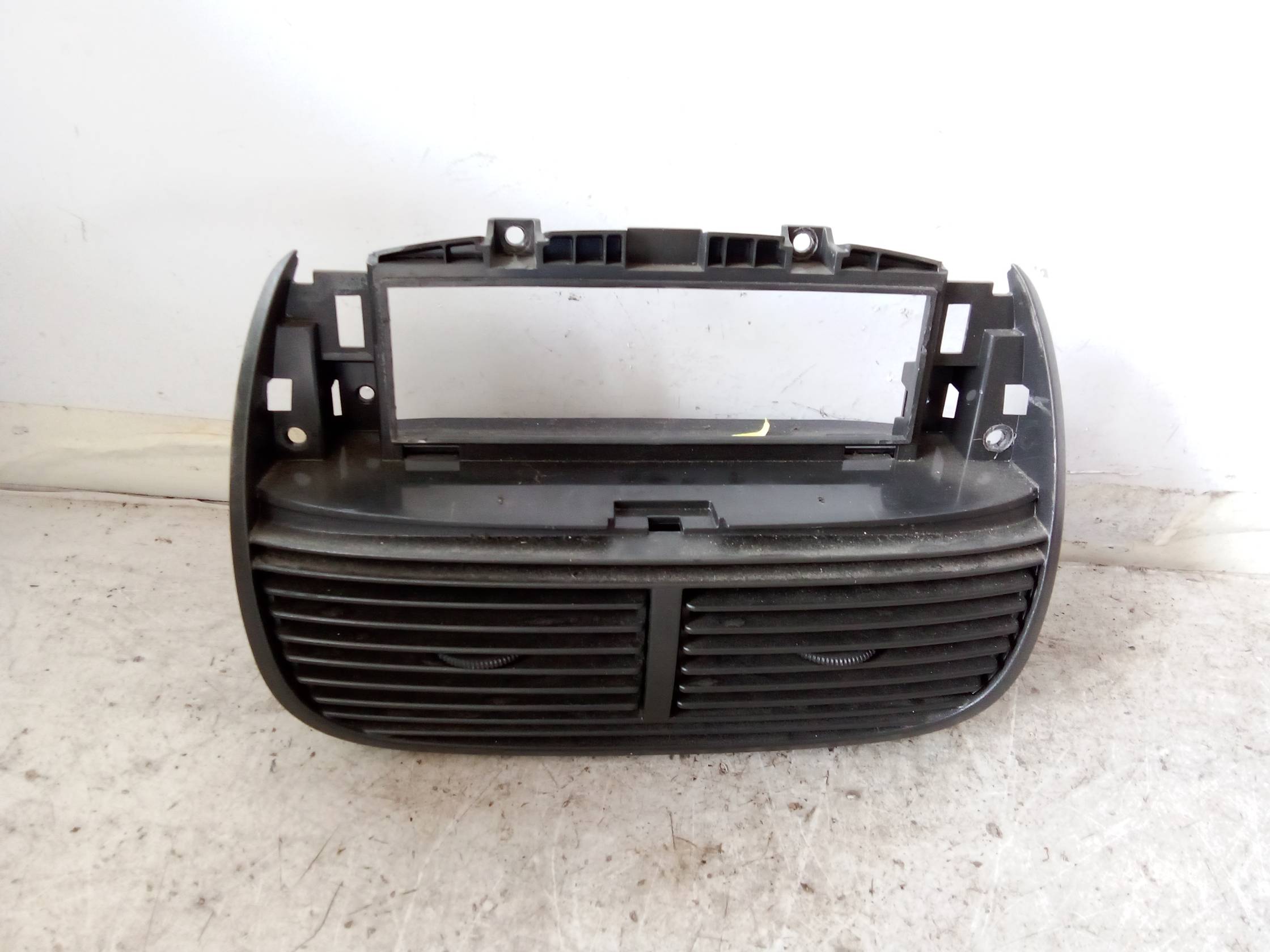 Bocchetta aria centr. cruscotto