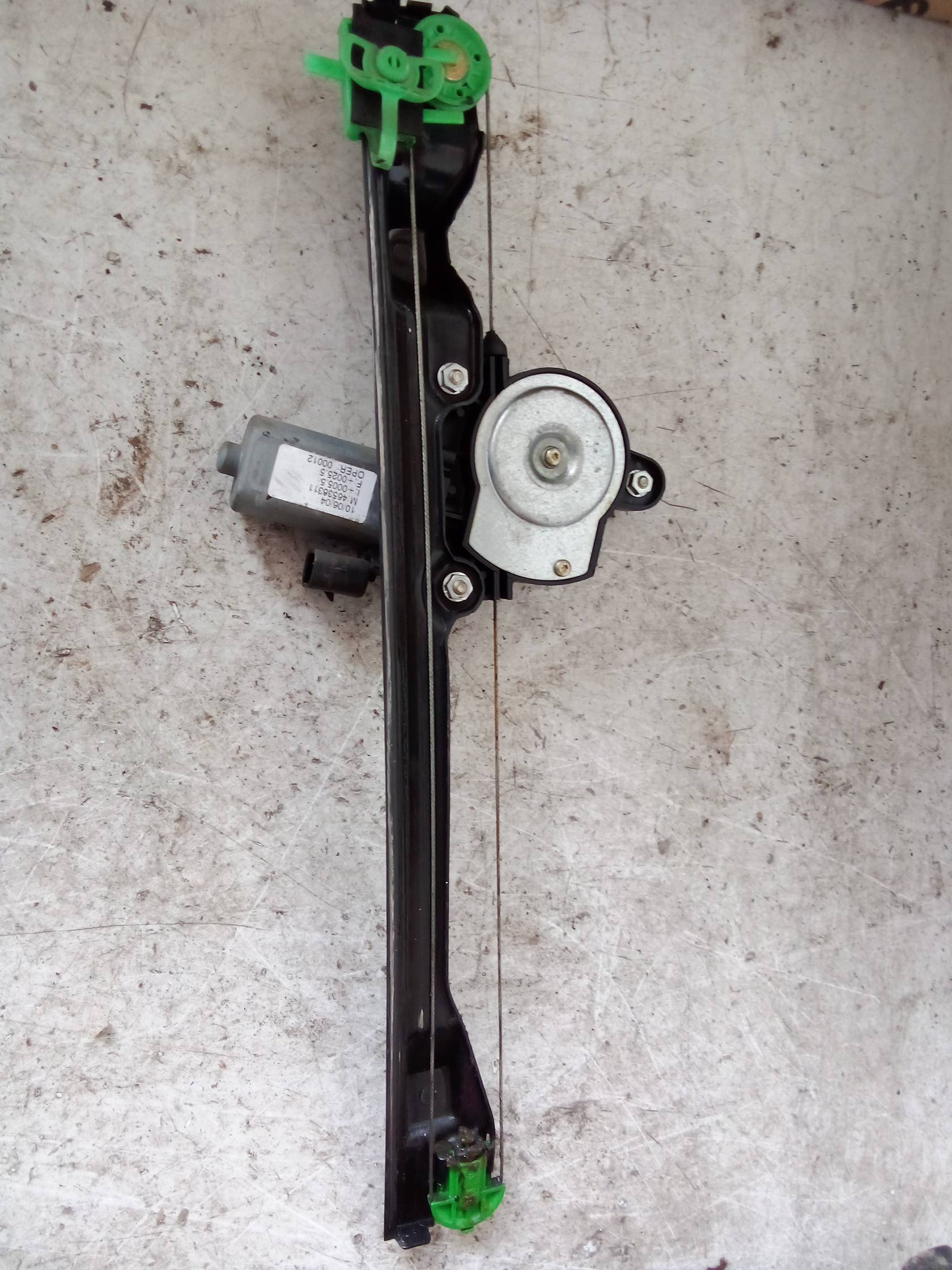 Alzacristallo elettr. porta ant. dx.