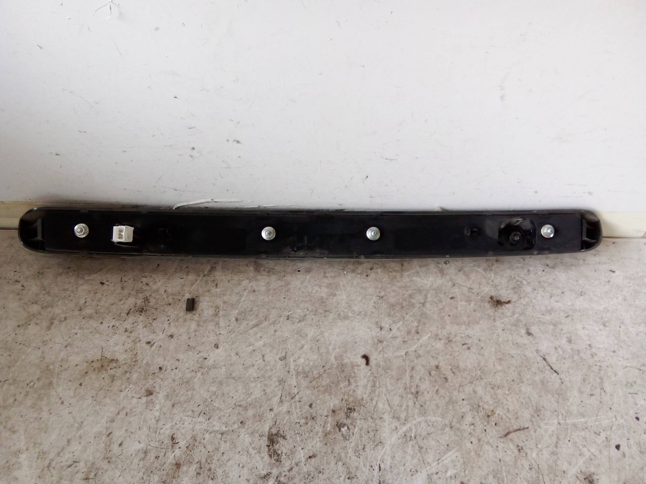 Maniglia portello post. Maniglia portello post.