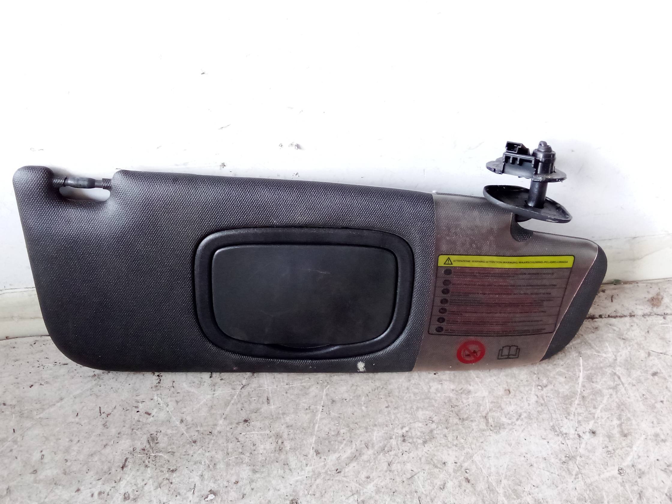 Aletta parasole parabrezza dx.