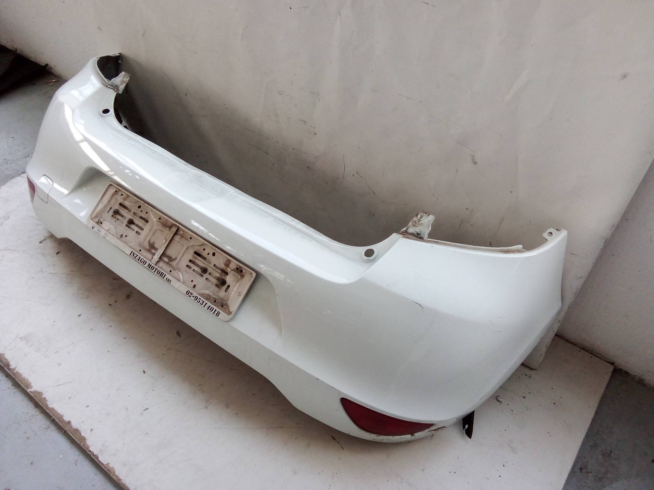 Paraurti post. Paraurti post.