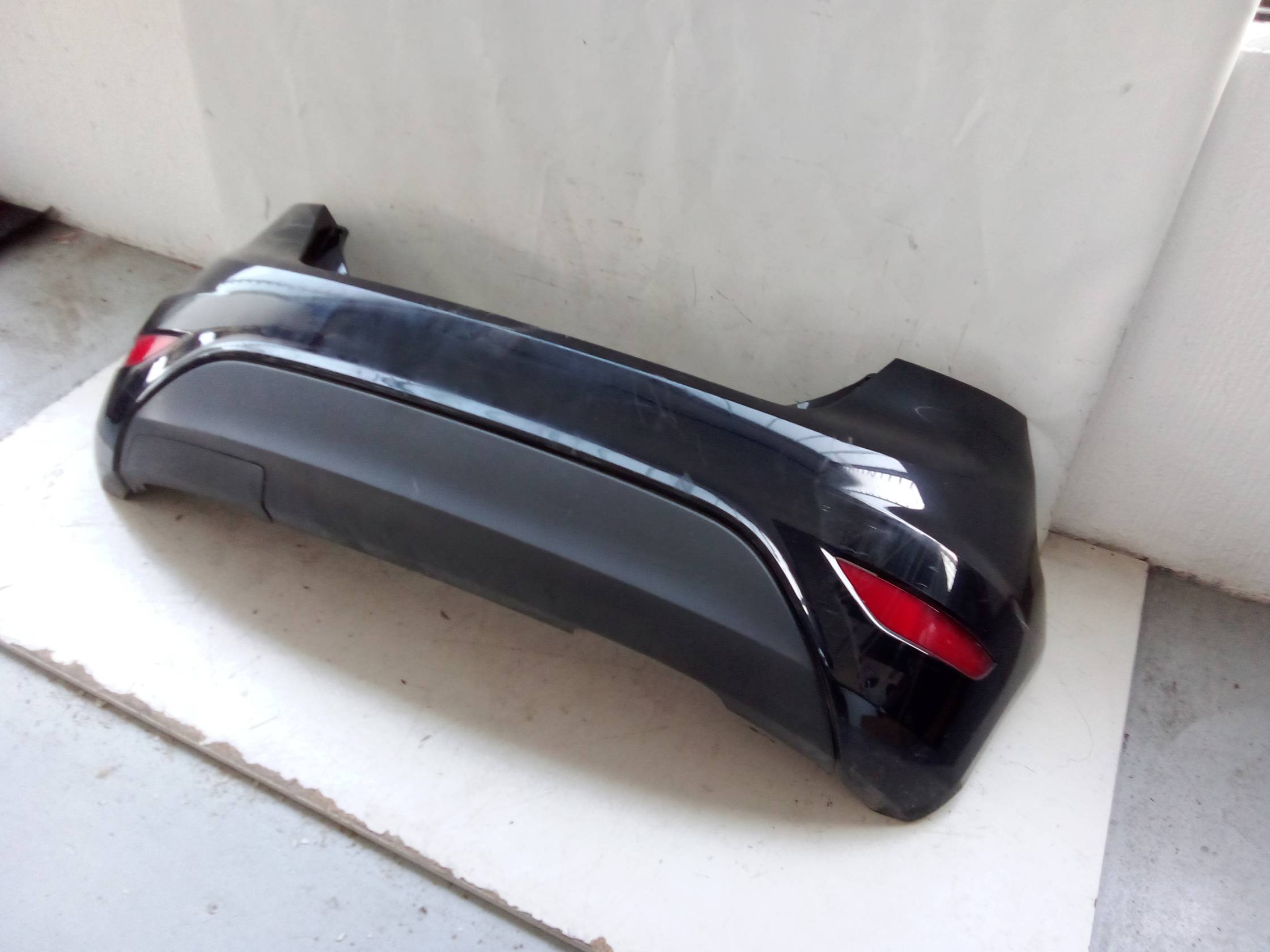 Paraurti post. Paraurti post.