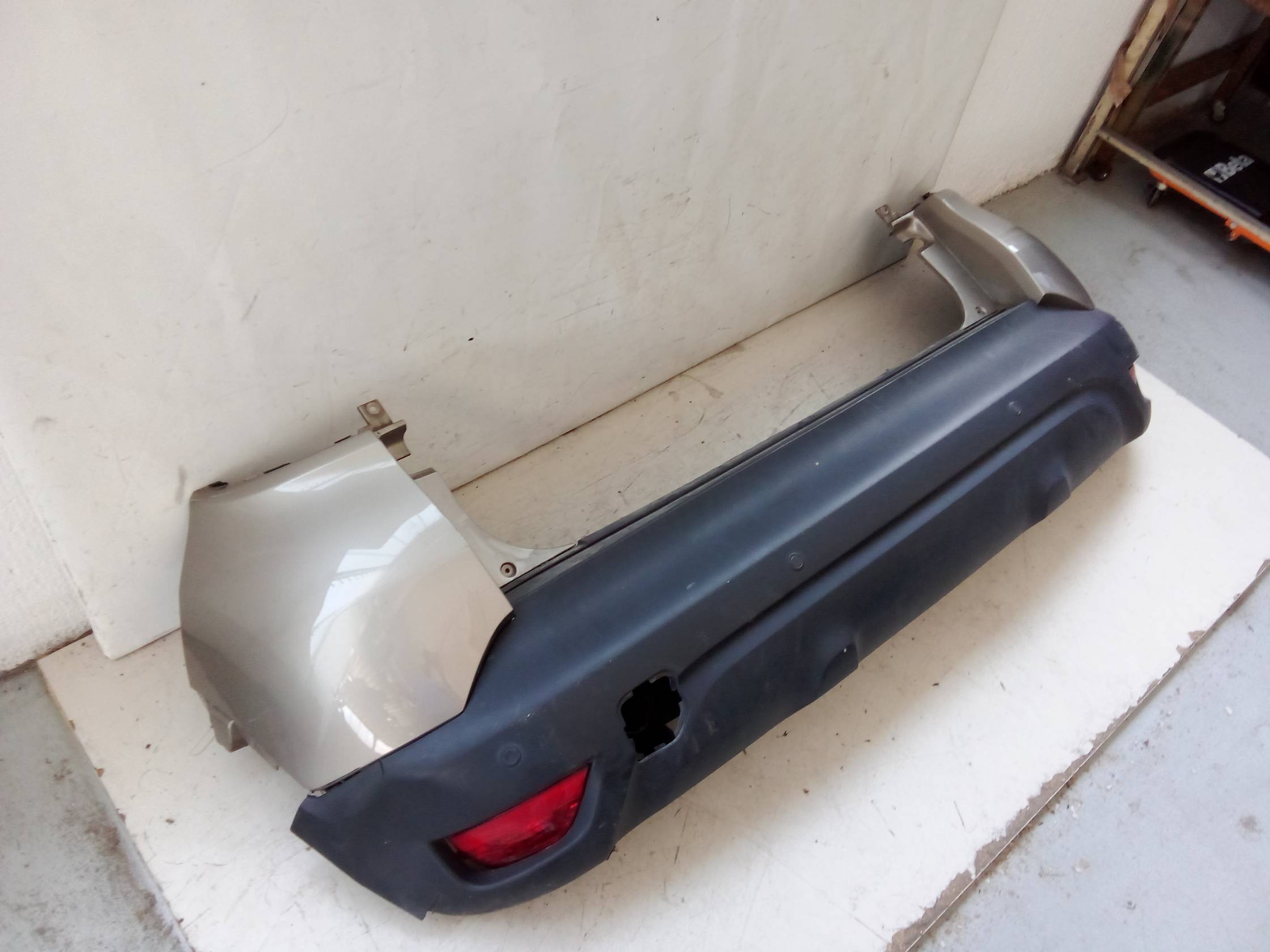 Paraurti post. centr.