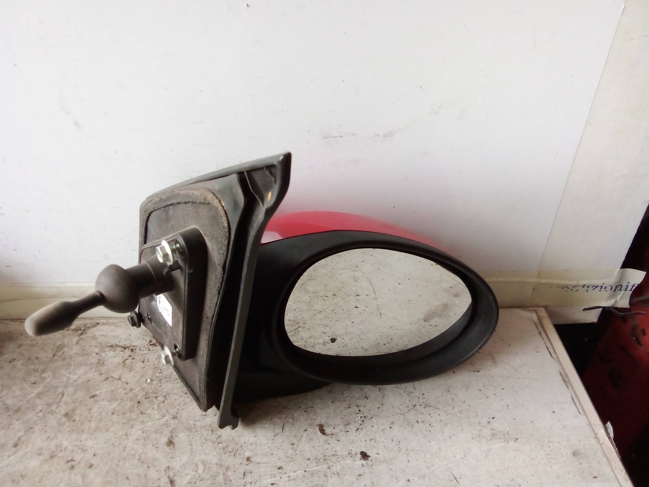 Retrovisore est. dx.