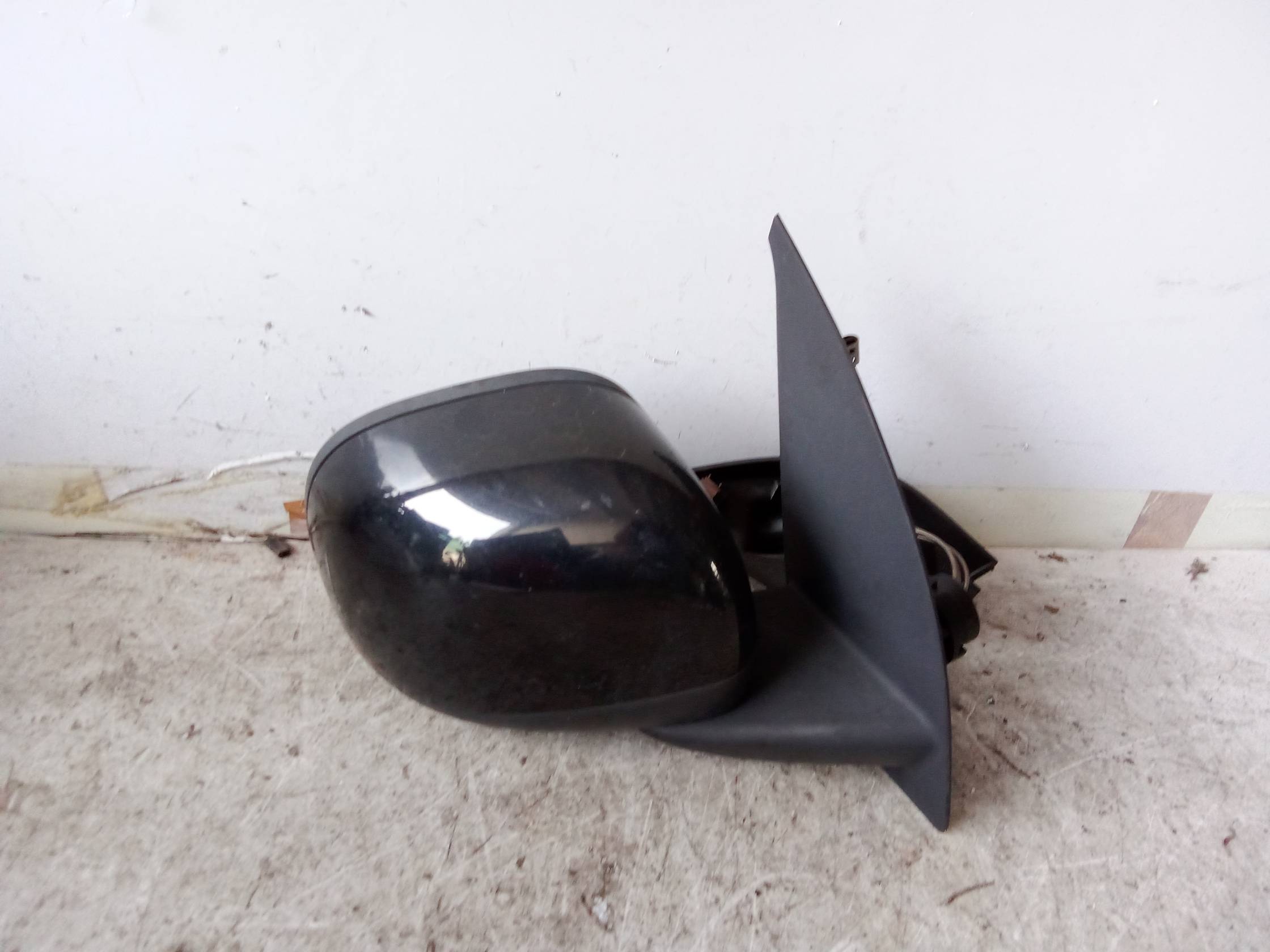 Retrovisore est. dx.