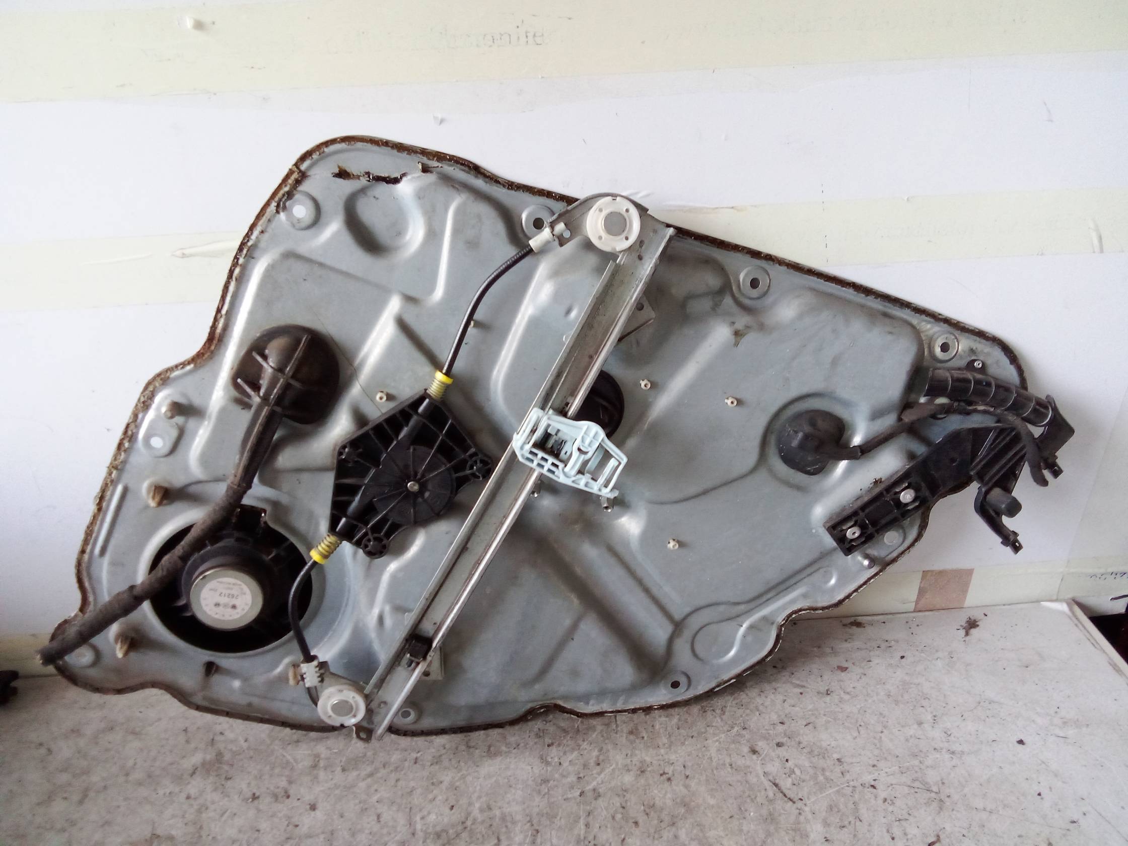 Alzacristallo elettr. porta post. sx.