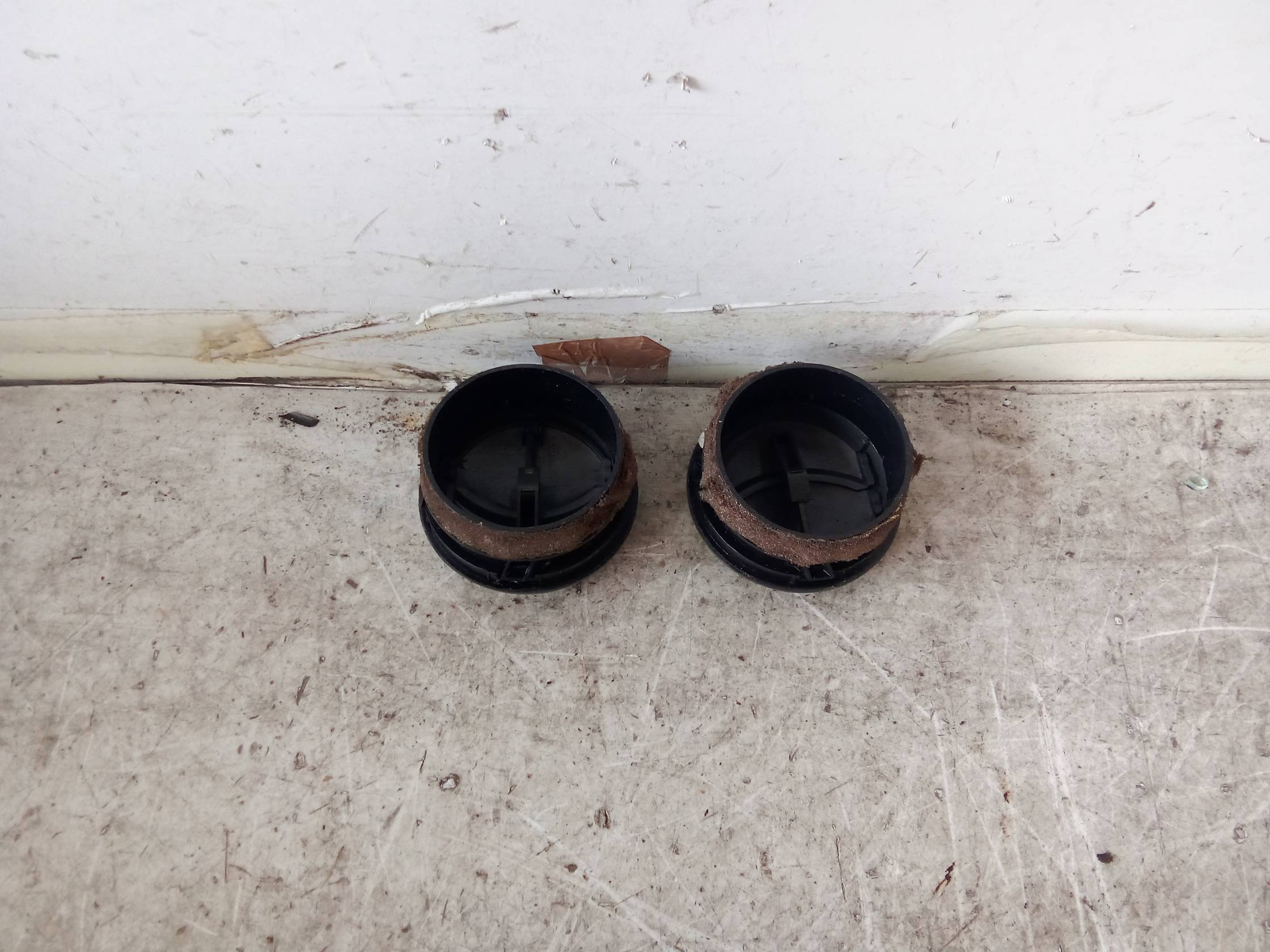 Bocchetta aria ant. console centr.