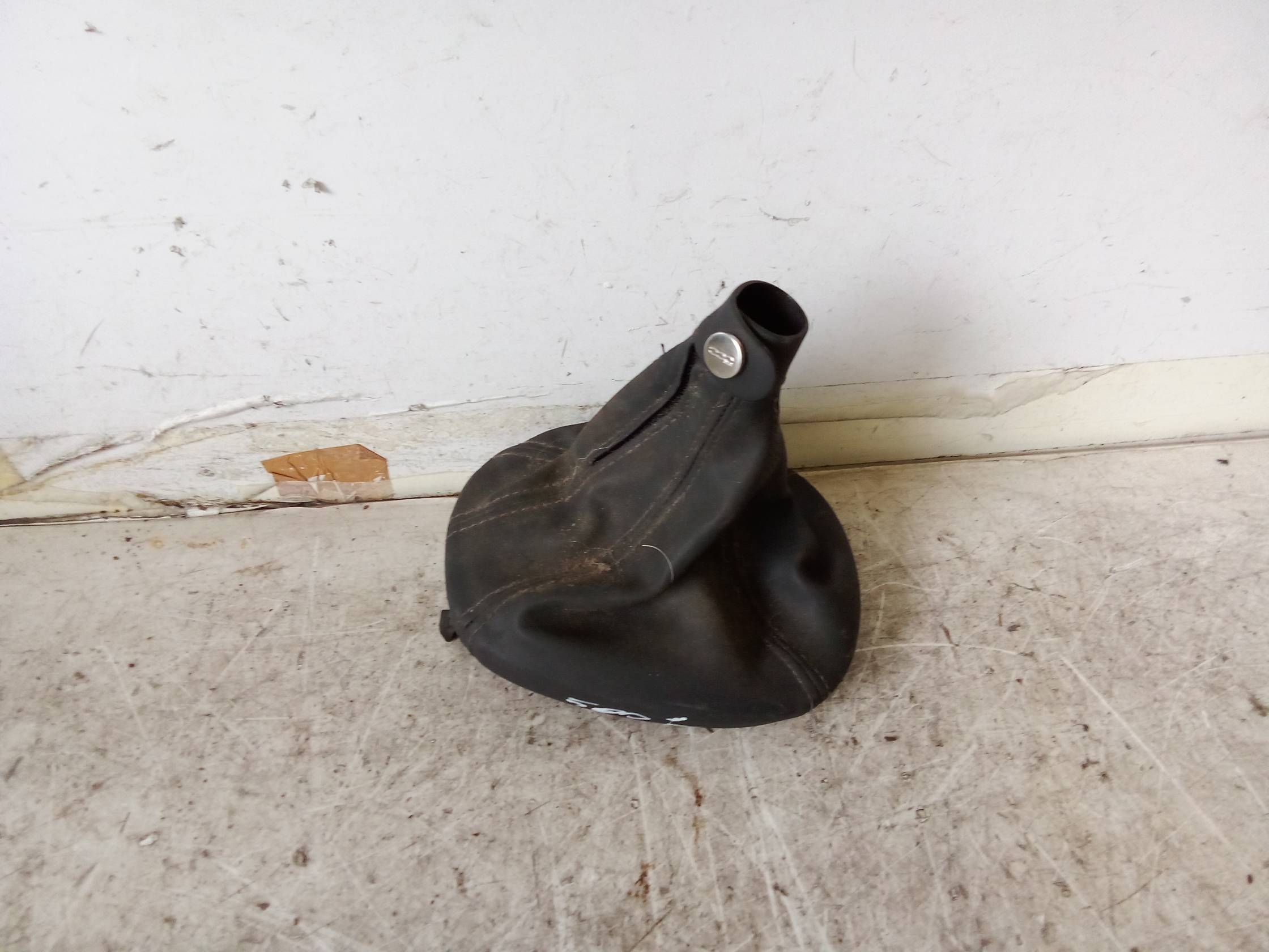 Cuffia con pomello cambio