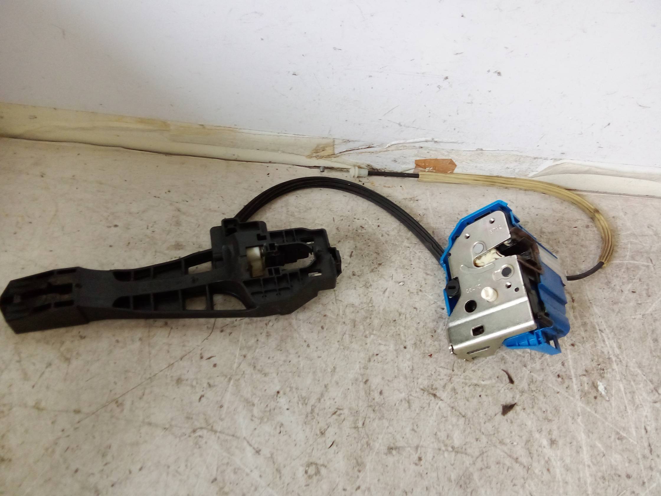 Serratura porta post. sx.