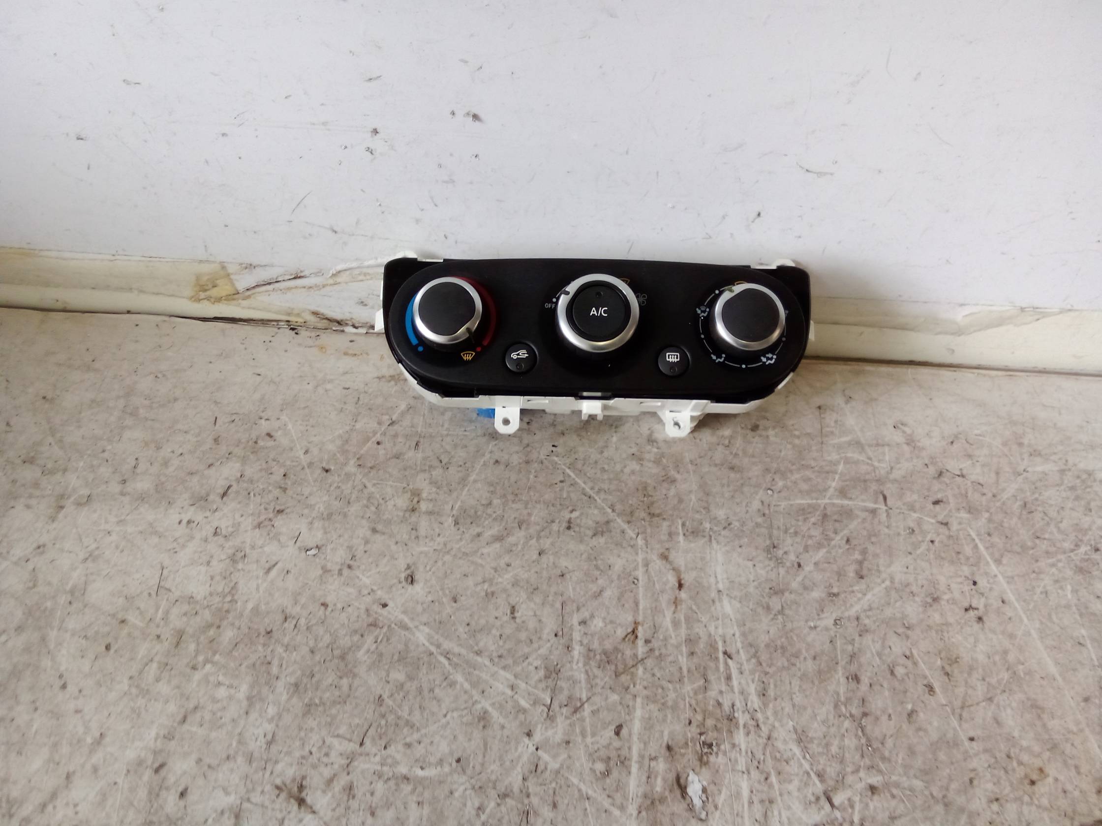 Blocco comando climatizzazione