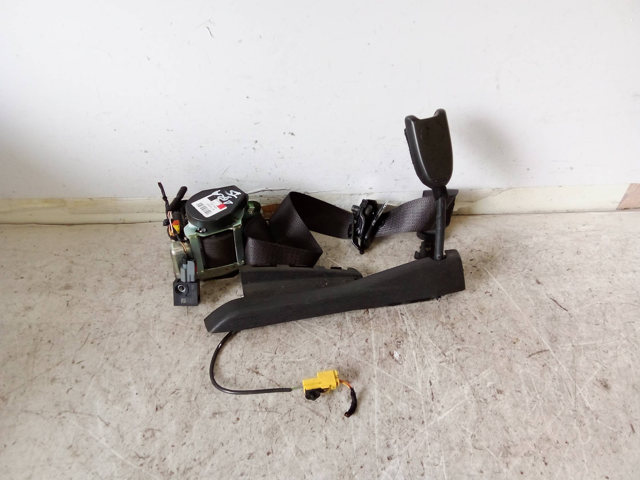 Cintura di sicurezza ant. sx.