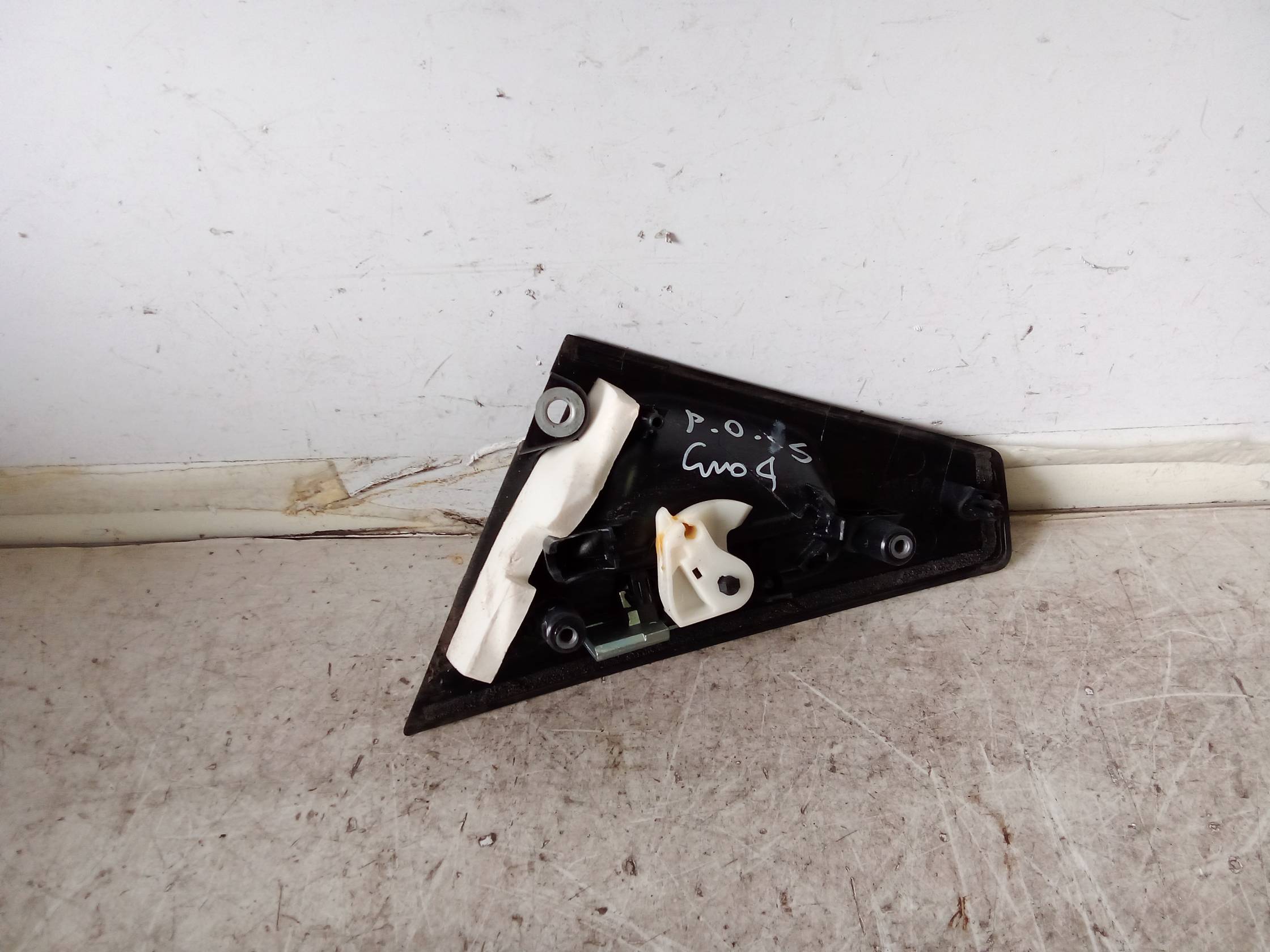 Maniglia porta post. sx. Maniglia porta post. sx.