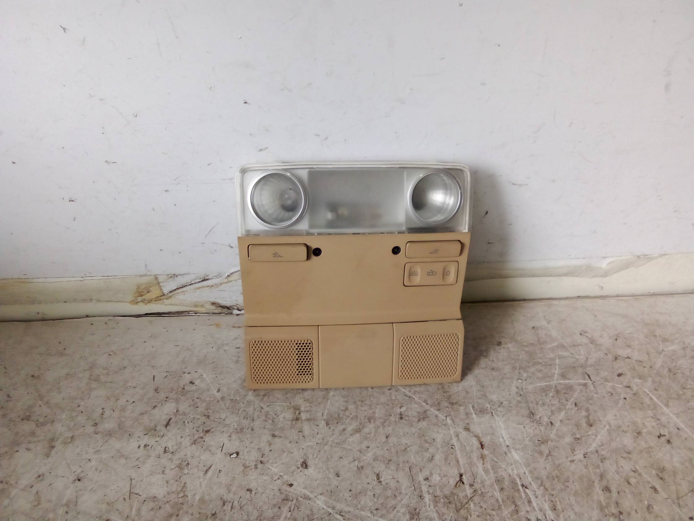 Luce cortesia ant. tetto