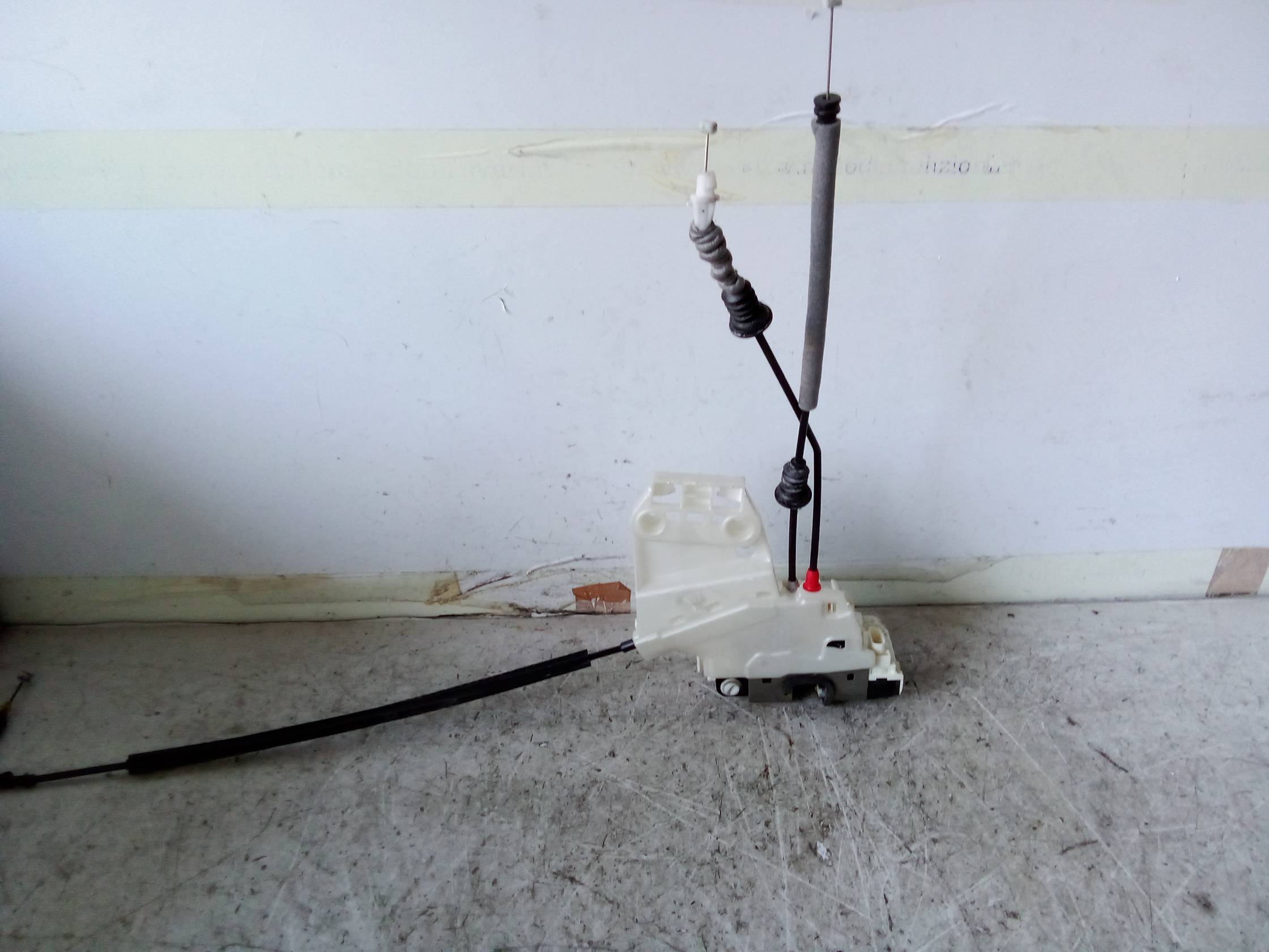 Serratura porta post. dx.