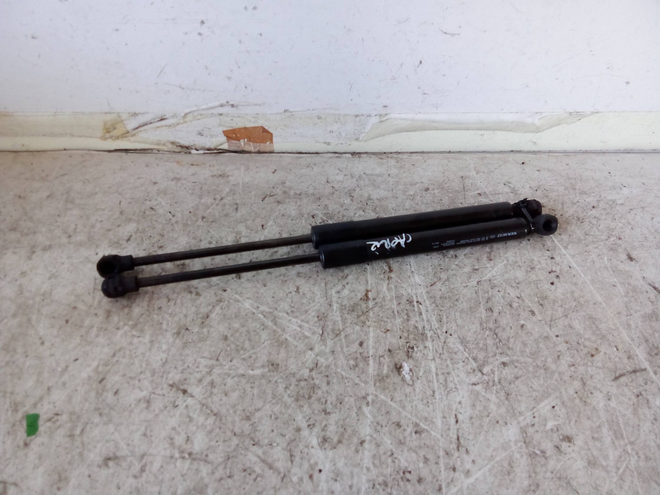 Asta ammortizzante cofano ant. sx.