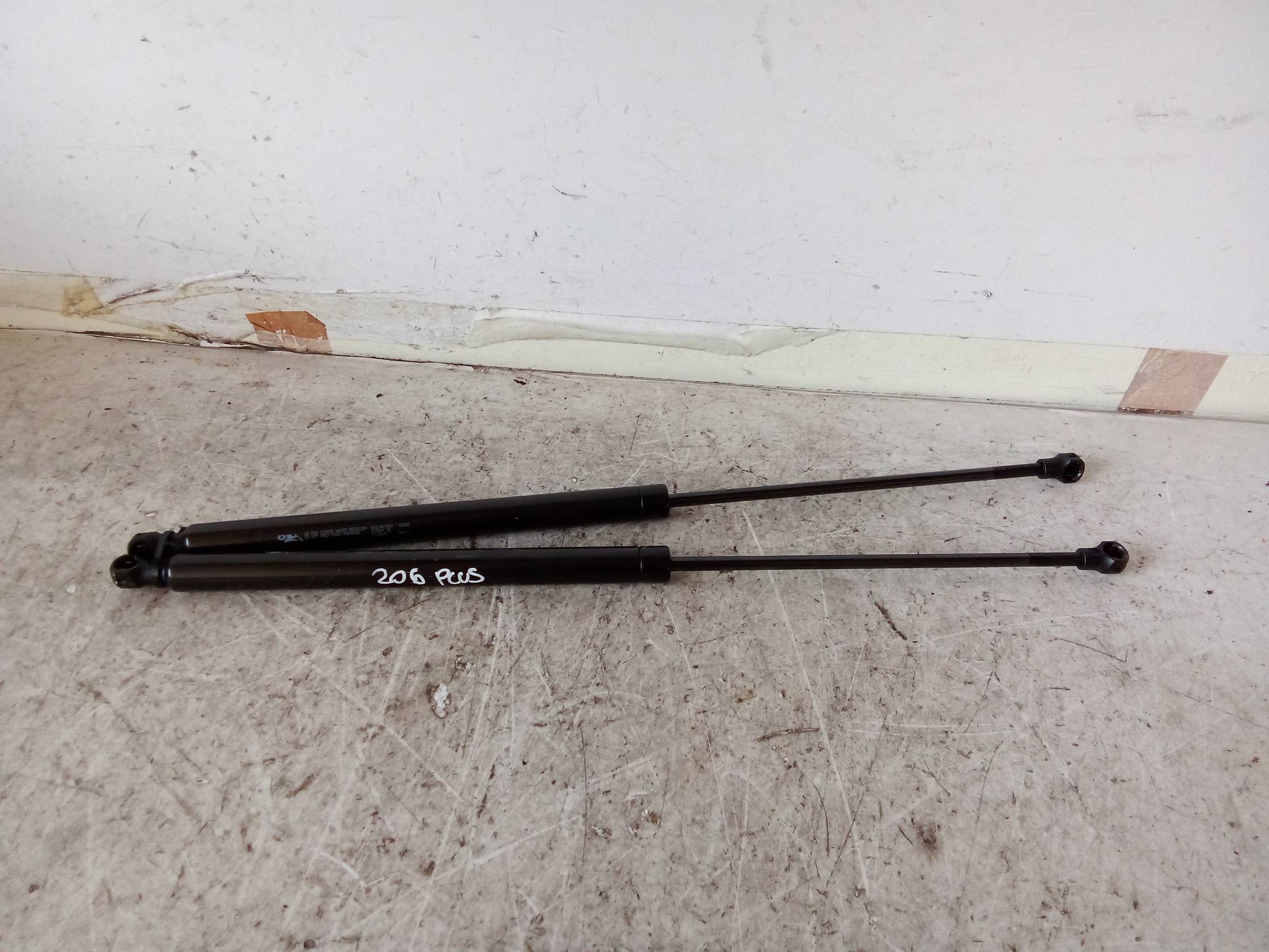 Asta ammortizzante portello post. sx.