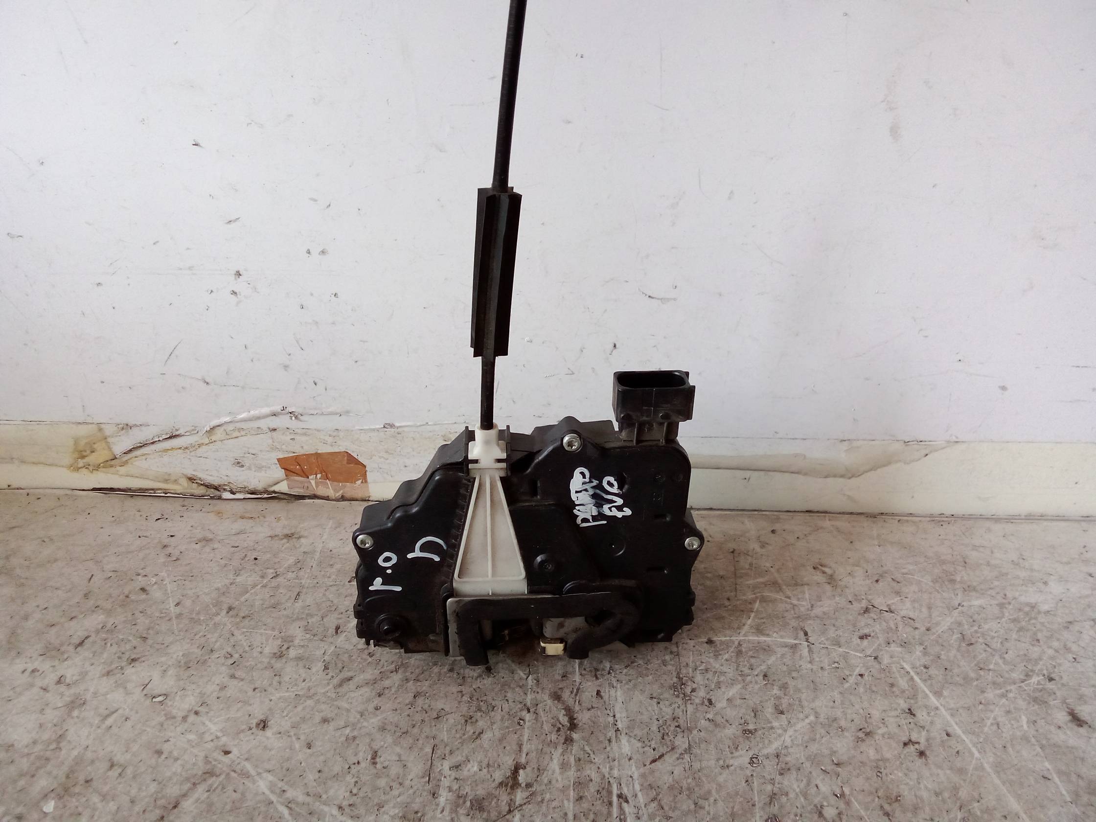 Serratura porta post. dx.