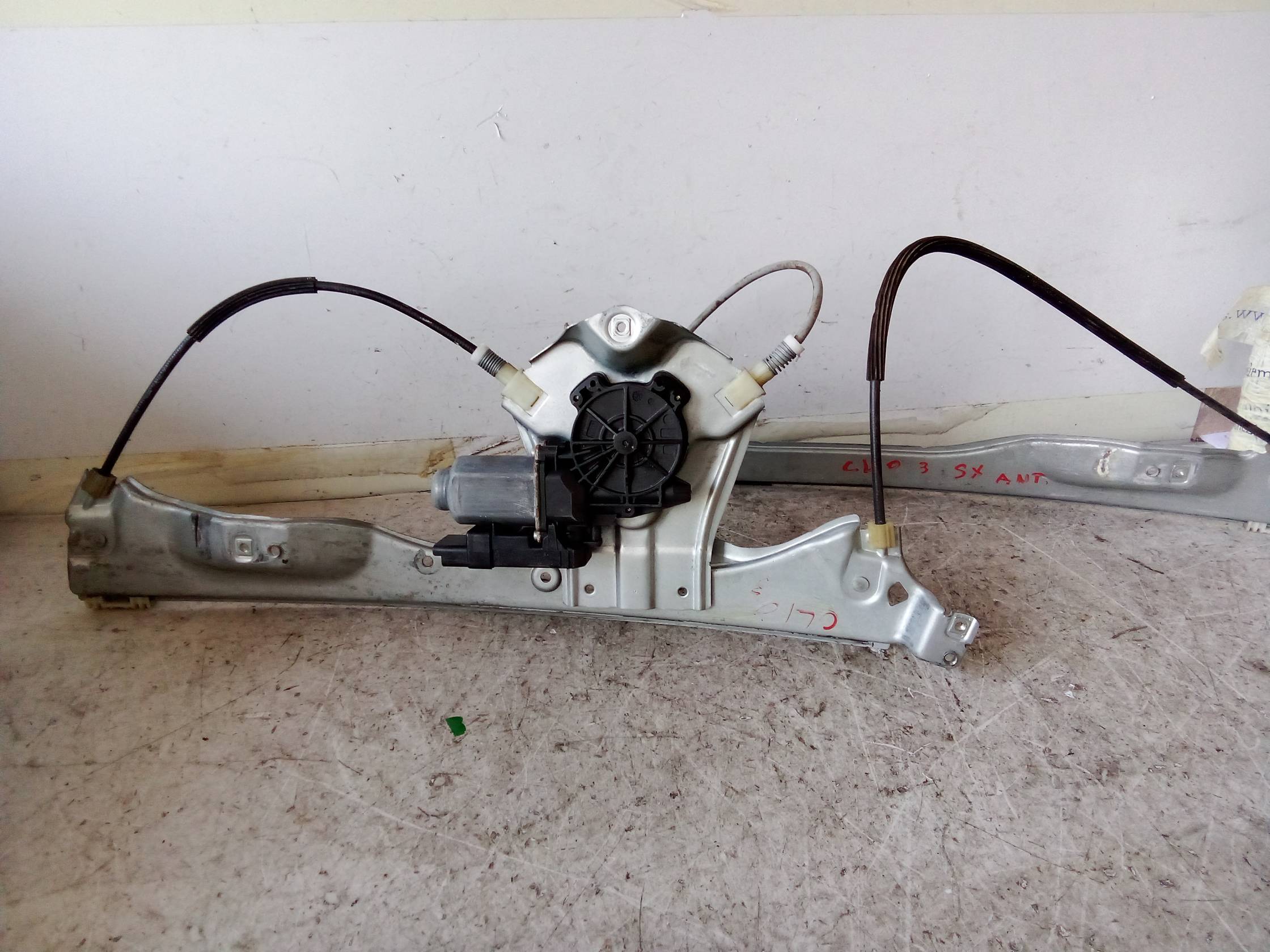 Alzacristallo elettr. porta ant. sx.