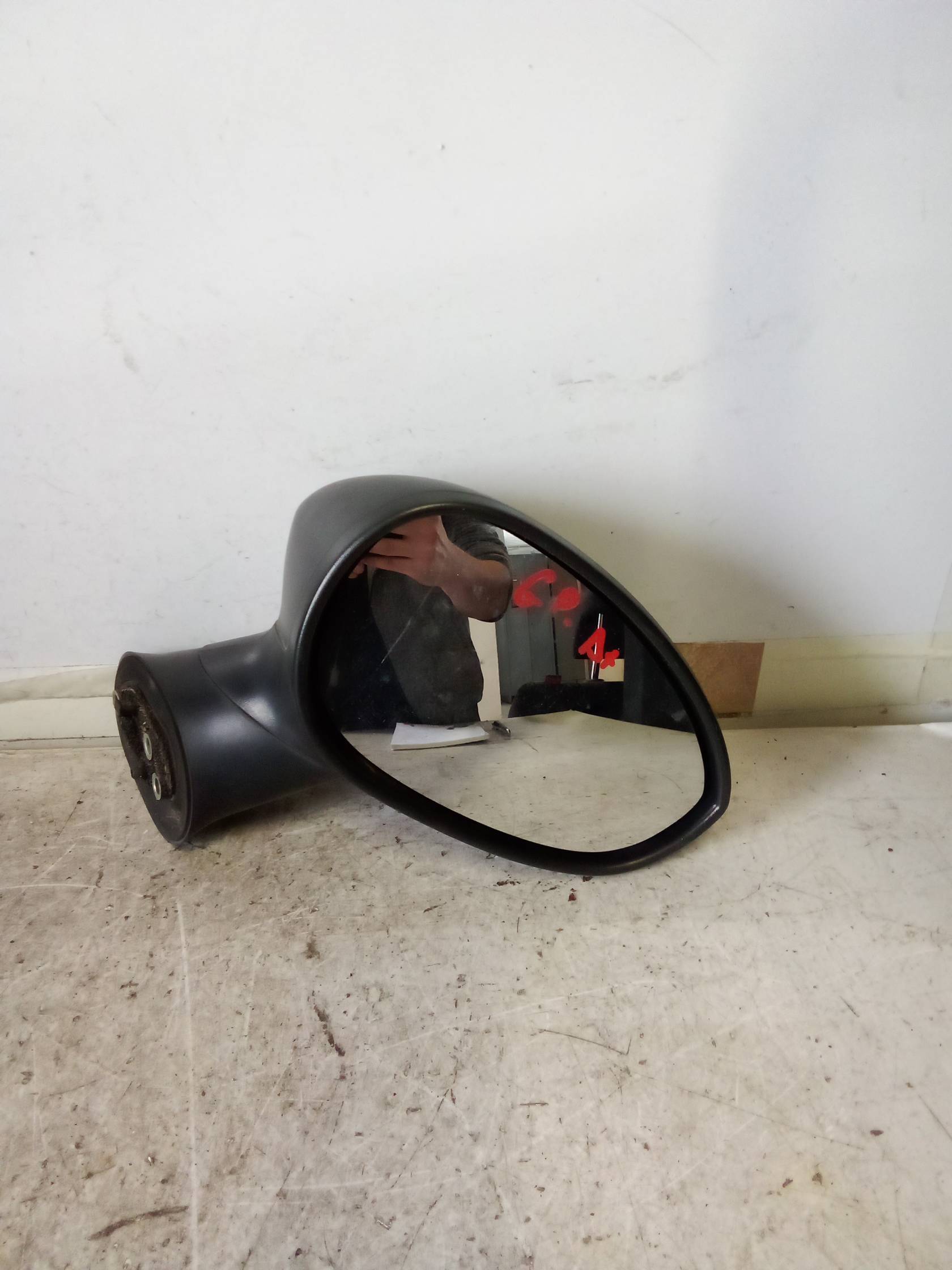 Retrovisore est. dx.