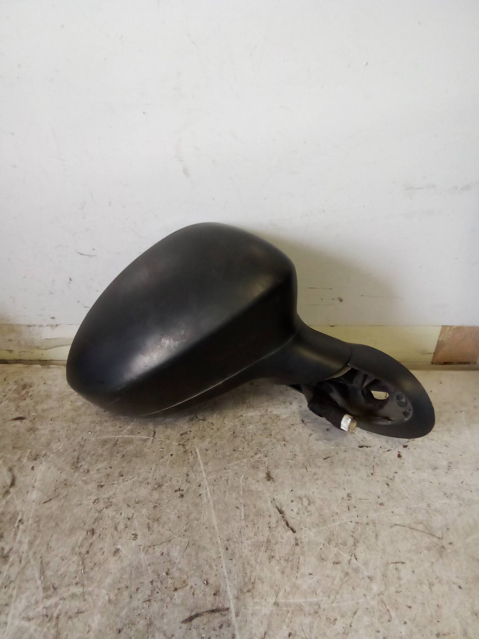 Retrovisore est. dx.