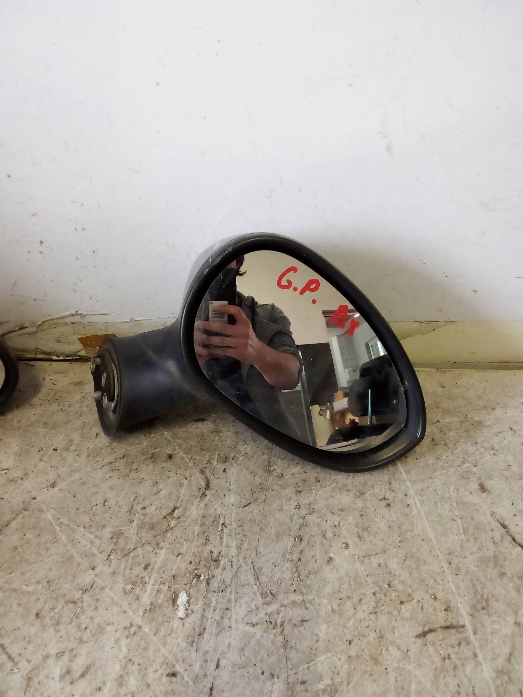 Retrovisore est. dx.